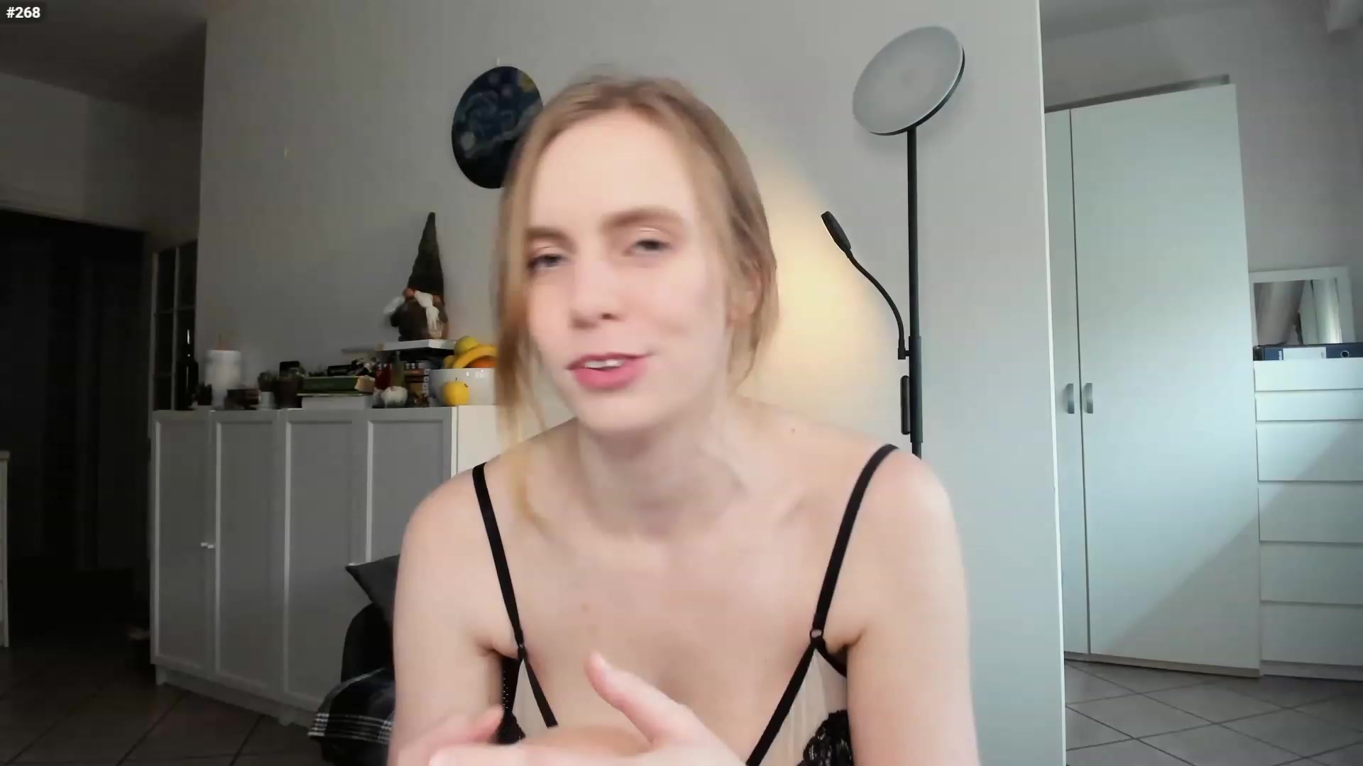 Gallery image thumbnail from Personage's myfreecams stream on, 03/01/2023, 16:26 image 7 of 20