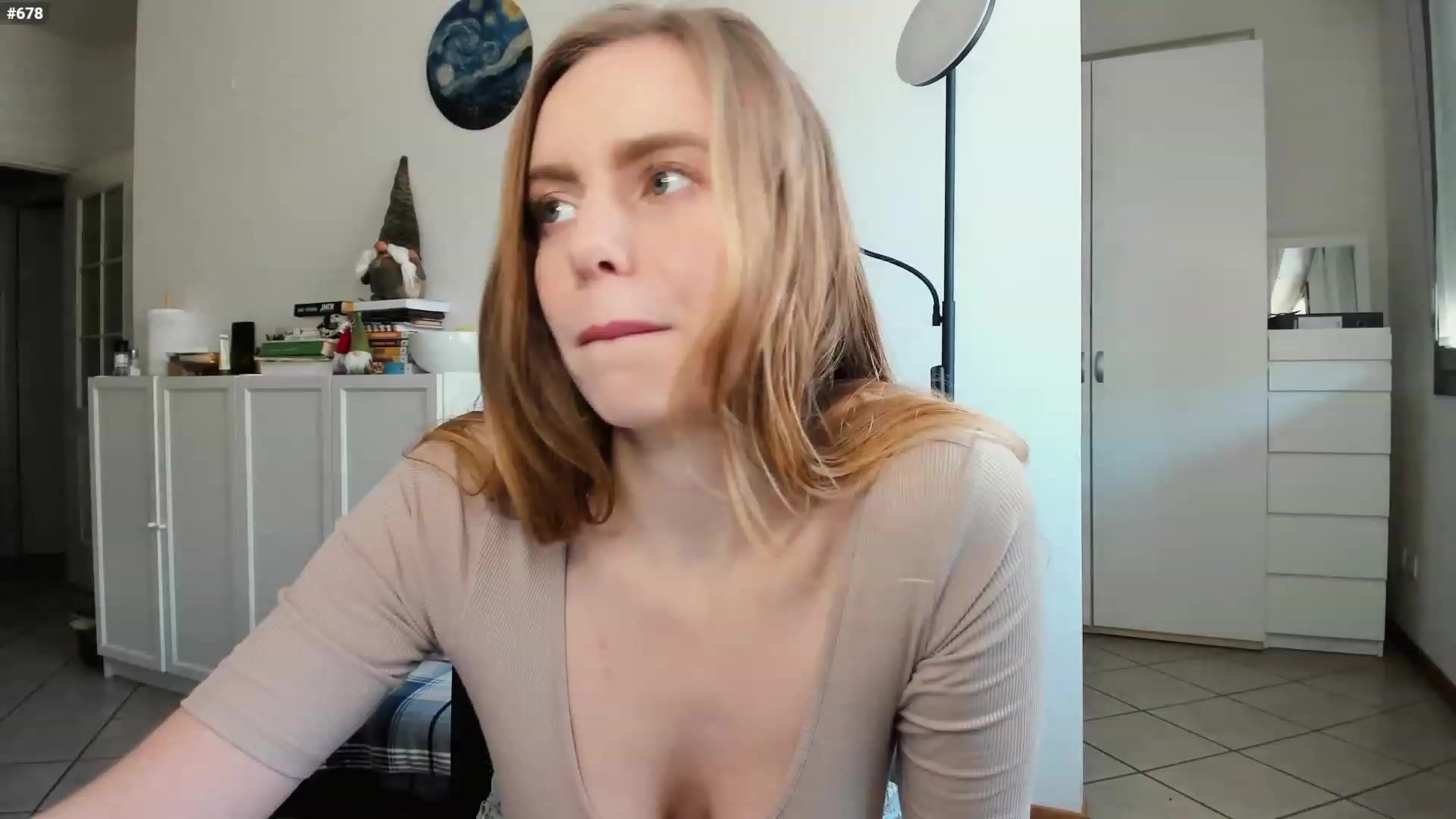 Gallery image thumbnail from Personage's myfreecams stream on, 03/04/2023, 14:37 image 9 of 20