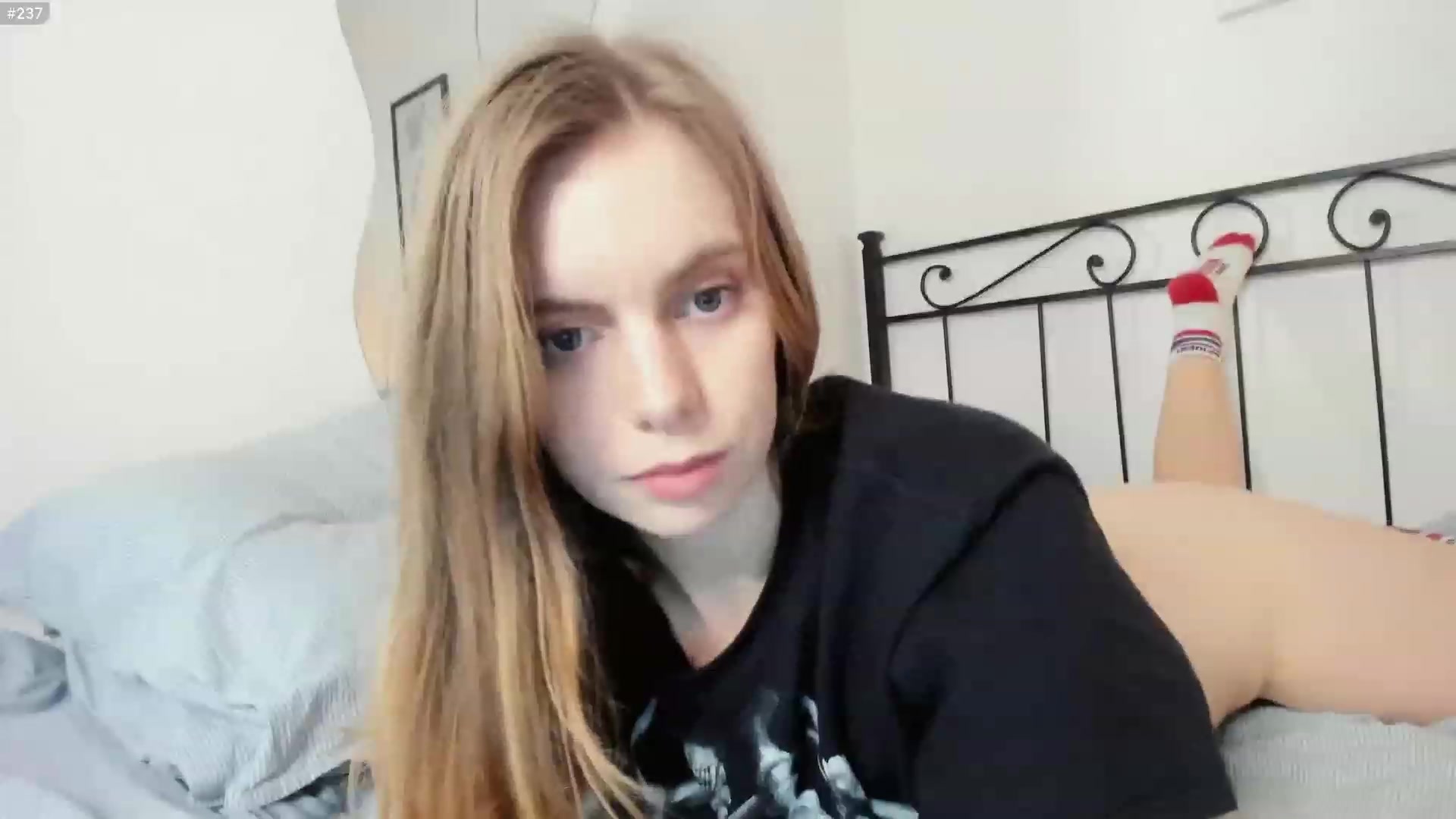 Gallery image thumbnail from Personage's myfreecams stream on, 03/05/2023, 19:18 image 4 of 20