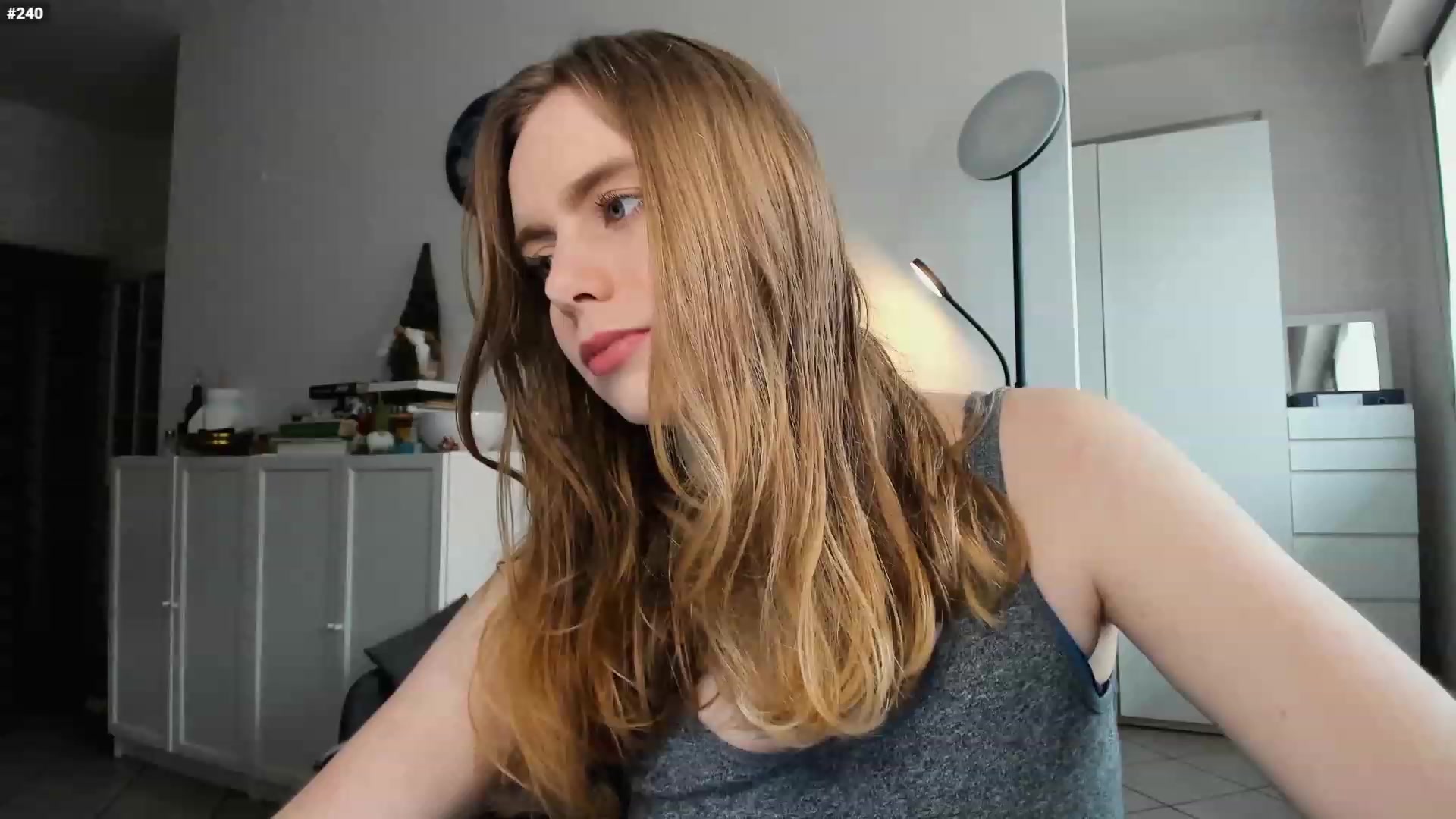 Gallery image thumbnail from Personage's myfreecams stream on, 03/06/2023, 15:51 image 3 of 20