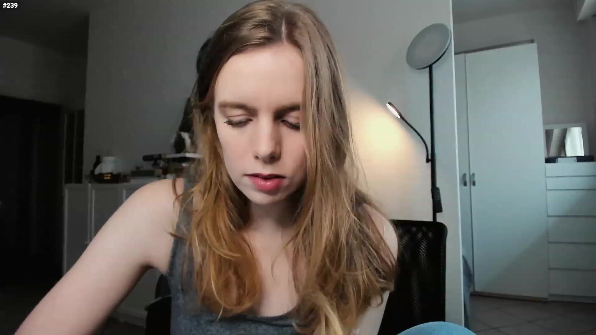 Gallery image thumbnail from Personage's myfreecams stream on, 03/06/2023, 15:51 image 1 of 20