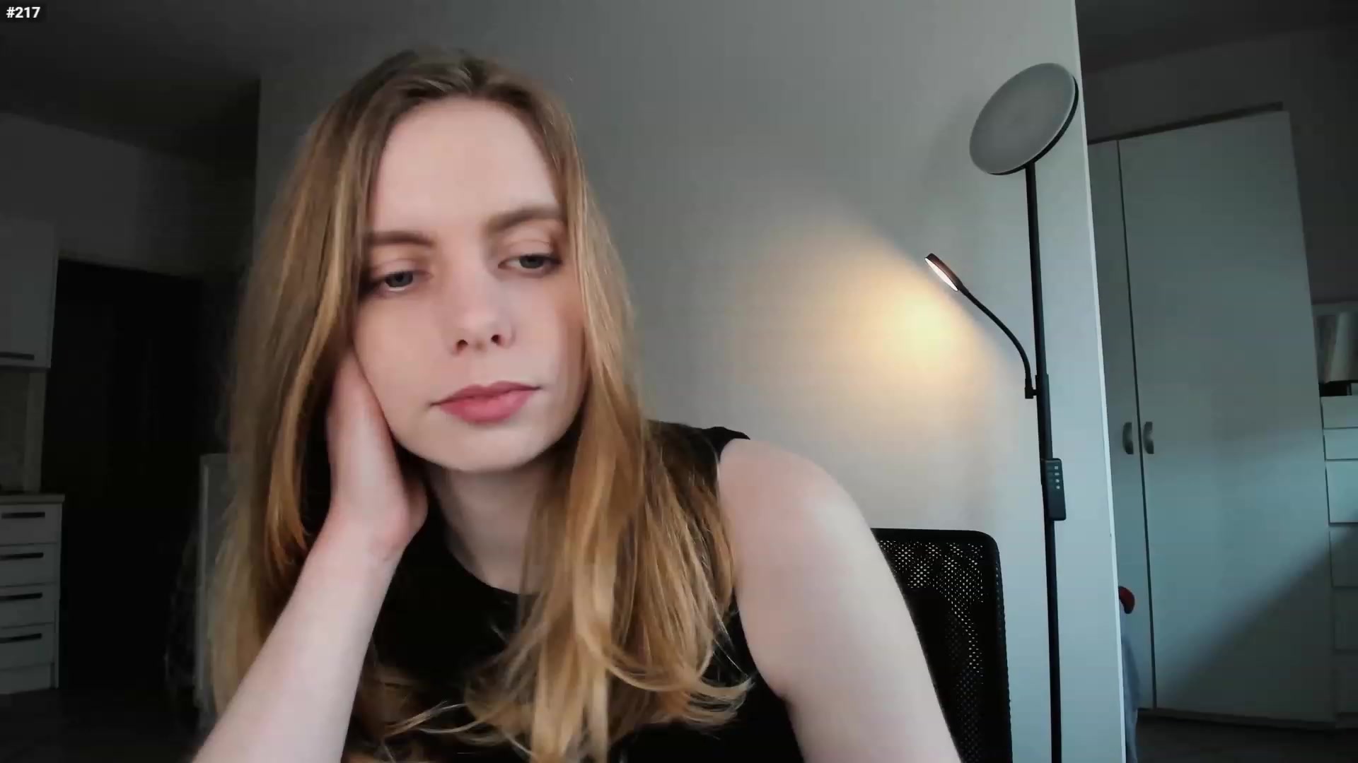 Gallery image thumbnail from Personage's myfreecams stream on, 03/07/2023, 14:32 image 14 of 20