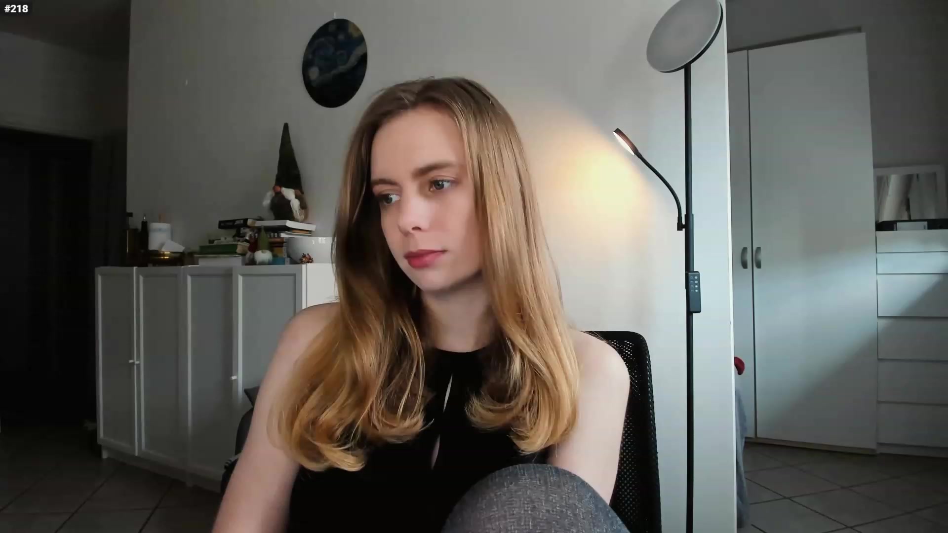 Gallery image thumbnail from Personage's myfreecams stream on, 03/07/2023, 14:32 image 18 of 20