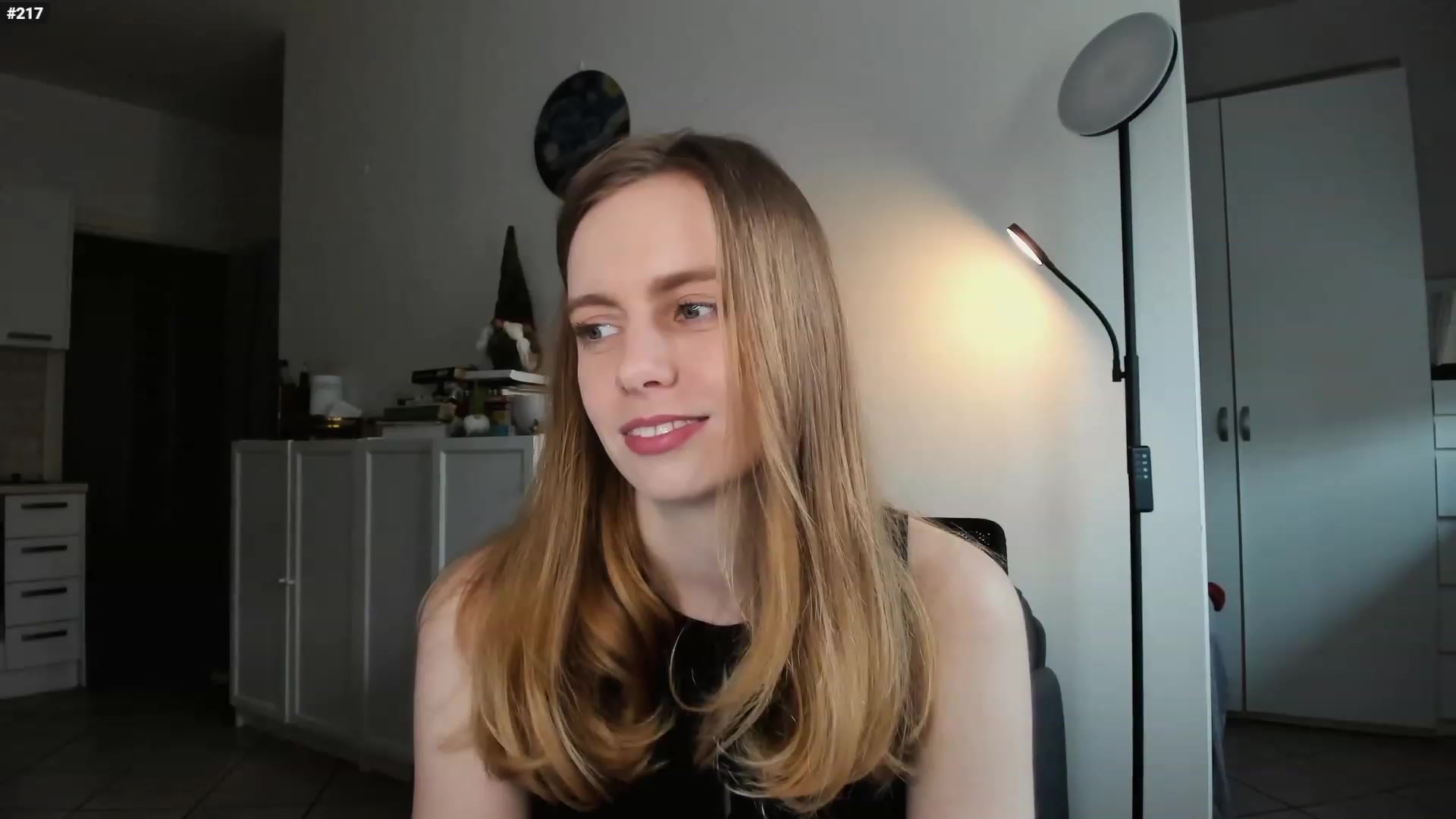 Gallery image thumbnail from Personage's myfreecams stream on, 03/07/2023, 14:32 image 11 of 20
