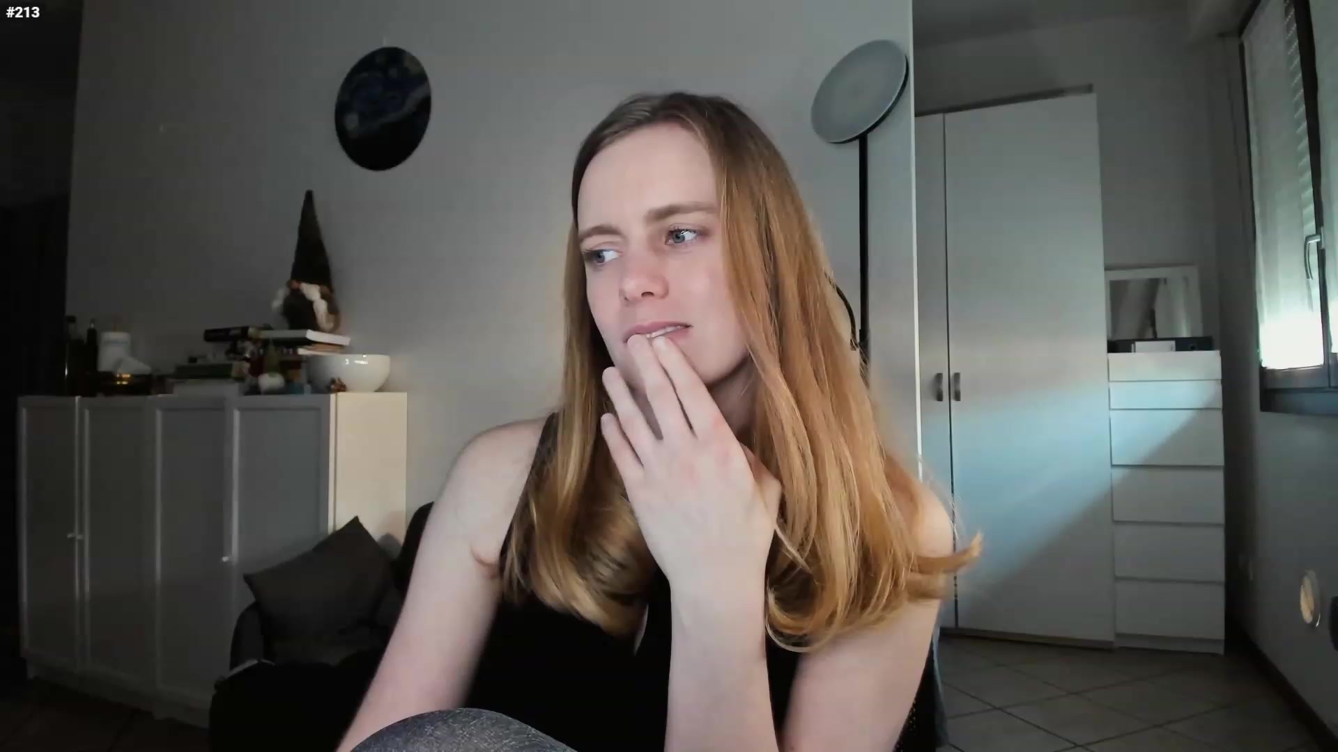 Gallery image thumbnail from Personage's myfreecams stream on, 03/07/2023, 16:11 image 17 of 20