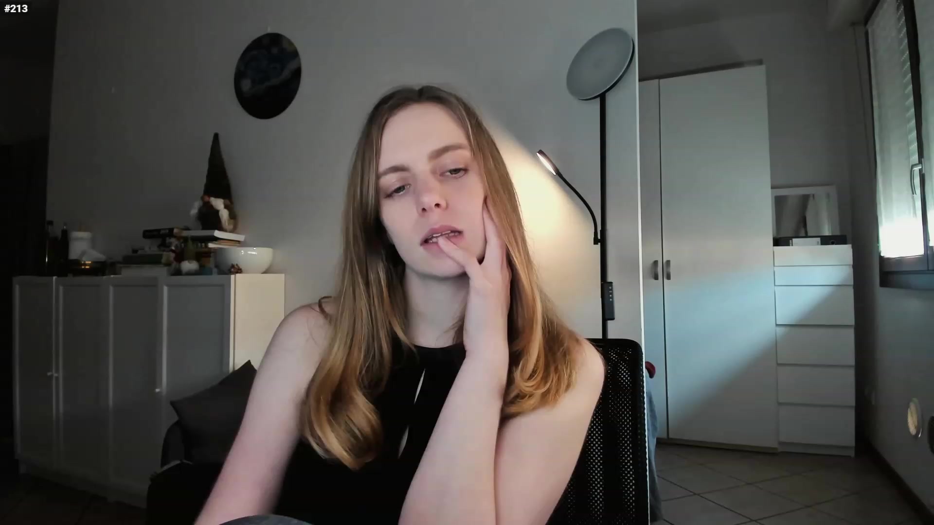 Gallery image thumbnail from Personage's myfreecams stream on, 03/07/2023, 16:11 image 11 of 20