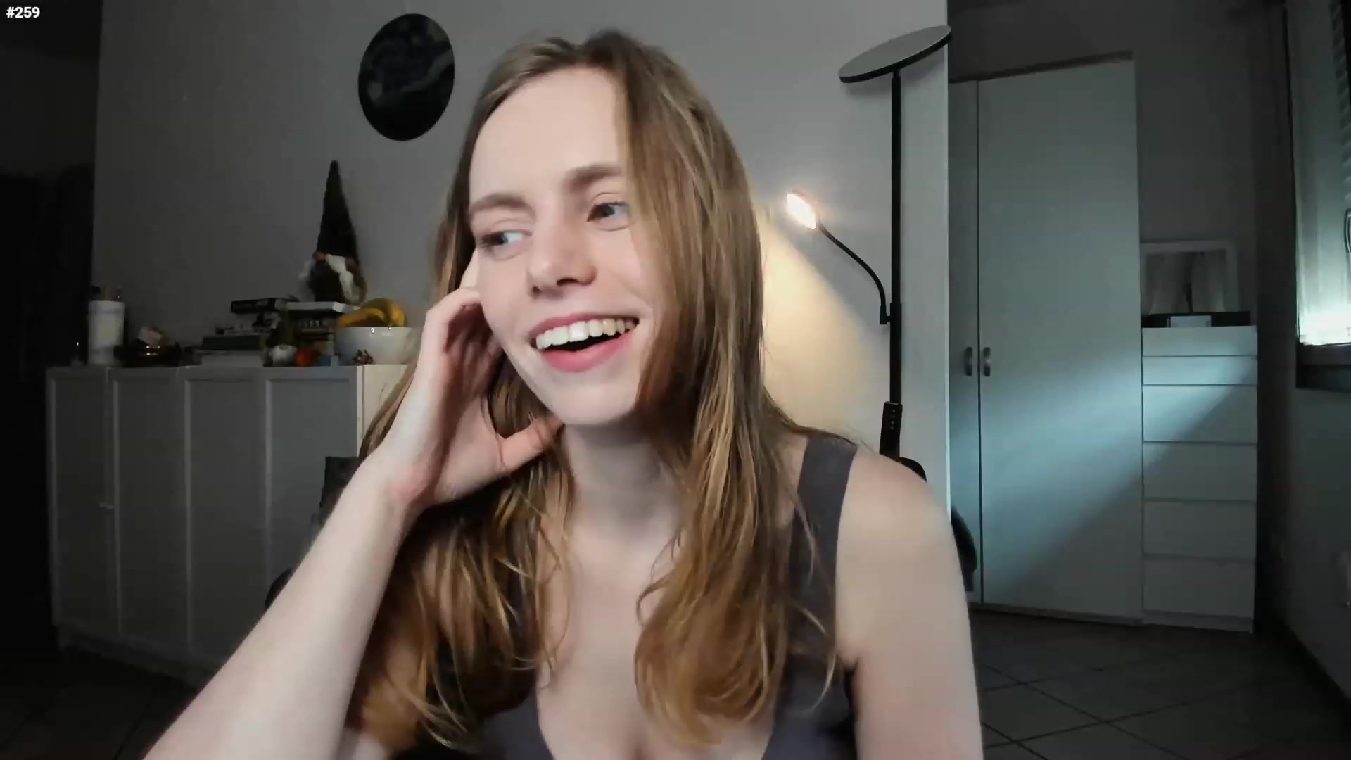 Gallery image thumbnail from Personage's myfreecams stream on, 03/08/2023, 15:18 image 8 of 20