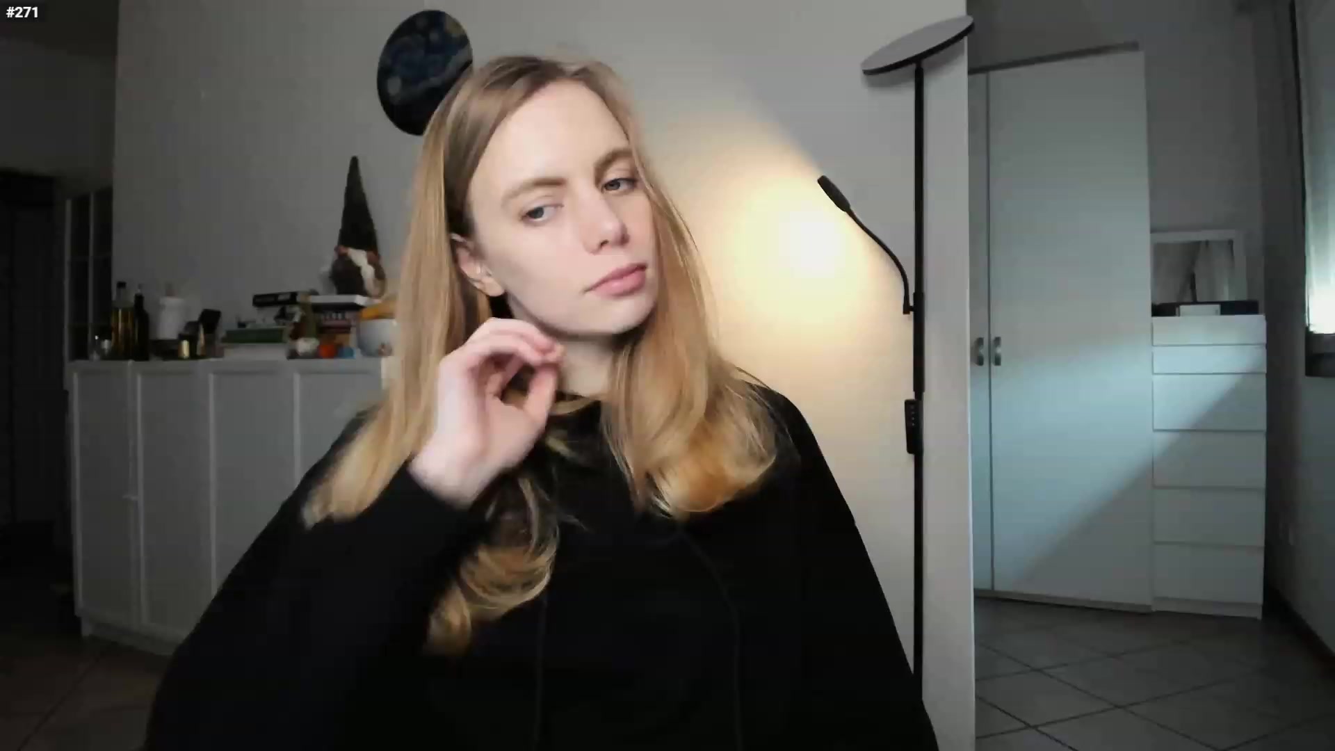 Gallery image thumbnail from Personage's myfreecams stream on, 03/09/2023, 16:11 image 8 of 20