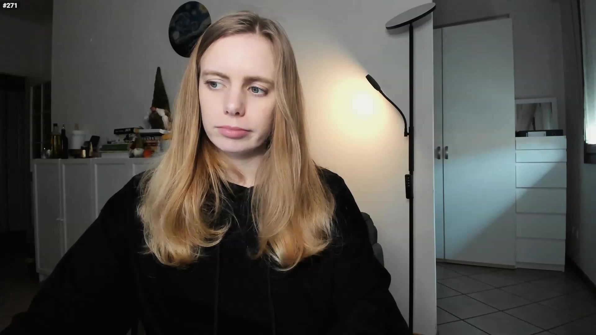 Gallery image thumbnail from Personage's myfreecams stream on, 03/09/2023, 16:11 image 6 of 20