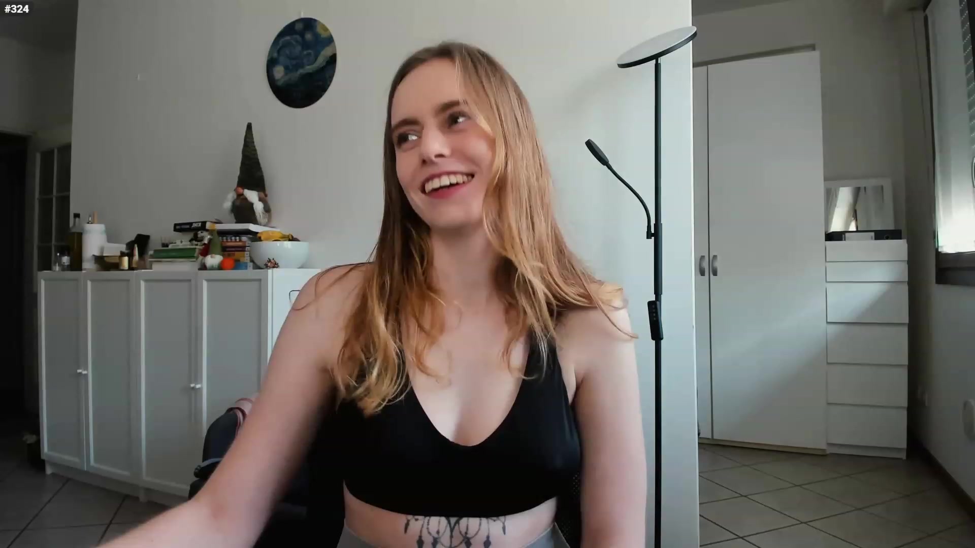 Gallery image thumbnail from Personage's myfreecams stream on, 03/10/2023, 14:02 image 10 of 20