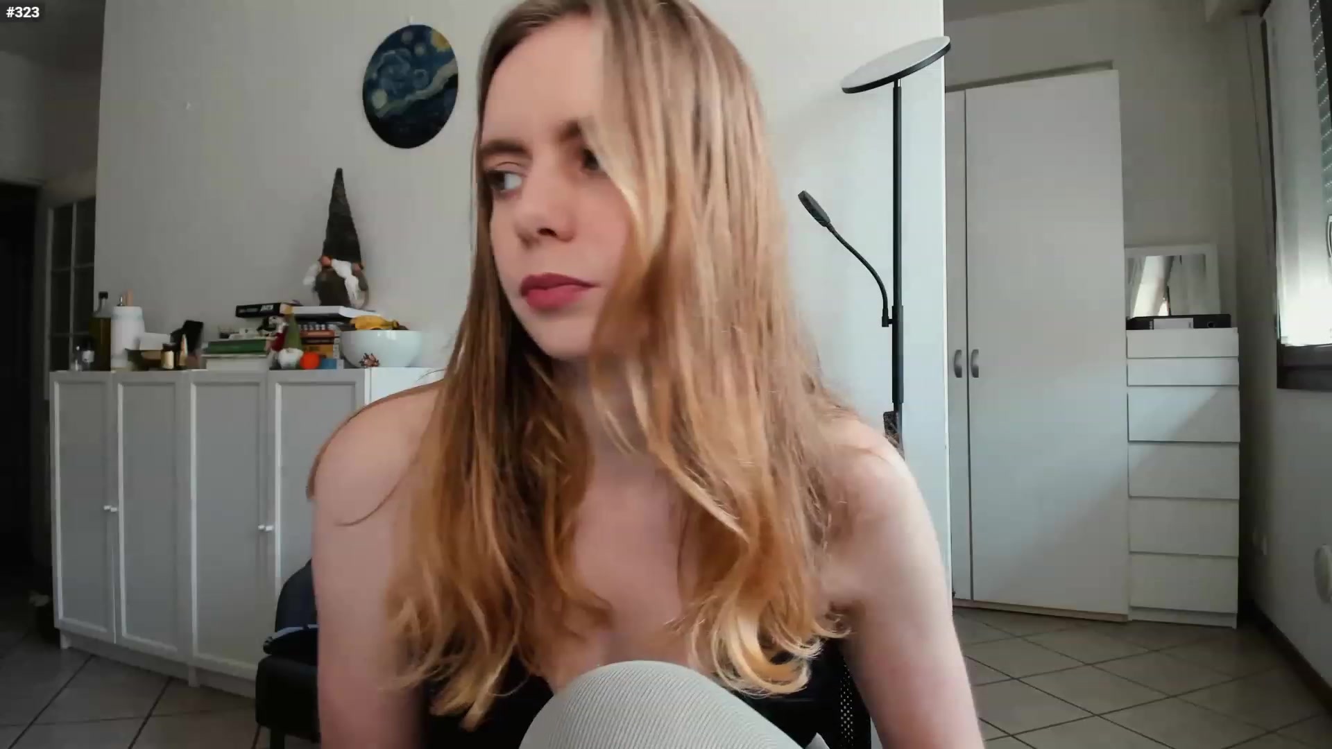 Gallery image thumbnail from Personage's myfreecams stream on, 03/10/2023, 14:02 image 9 of 20