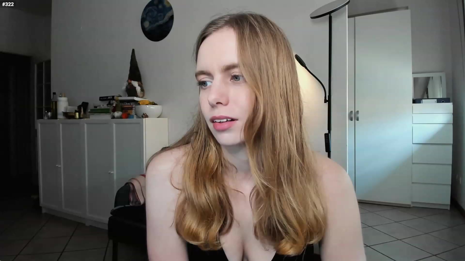 Gallery image thumbnail from Personage's myfreecams stream on, 03/10/2023, 14:39 image 3 of 20