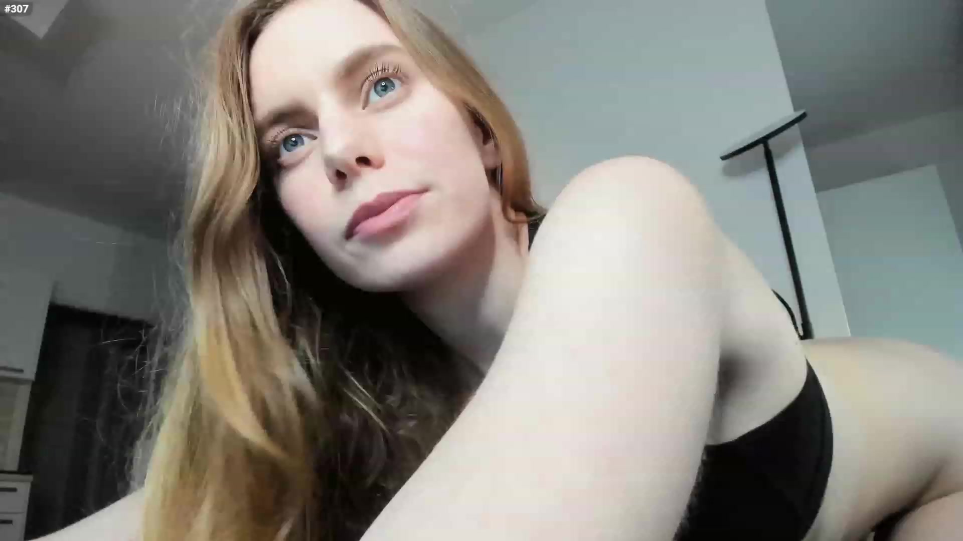 Gallery image thumbnail from Personage's myfreecams stream on, 03/10/2023, 16:08 image 20 of 20