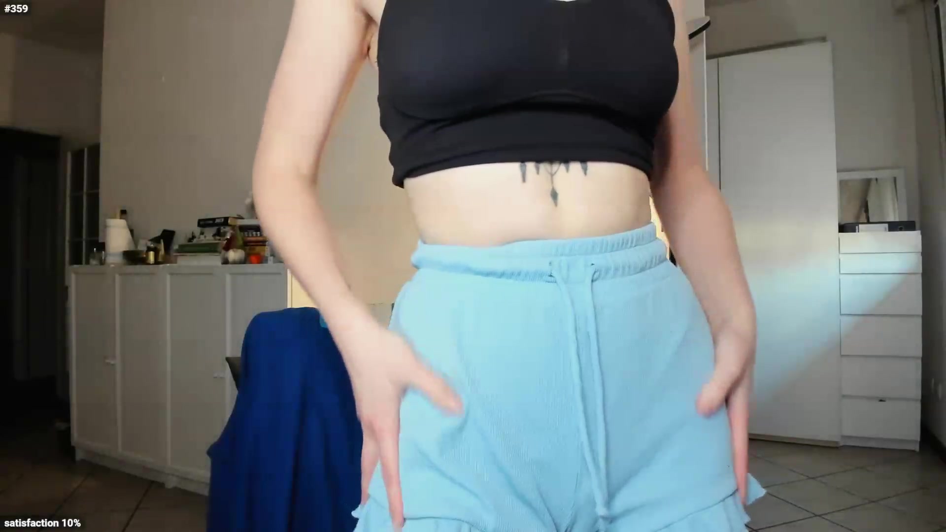 Gallery image thumbnail from Personage's myfreecams stream on, 03/11/2023, 17:09 image 10 of 20