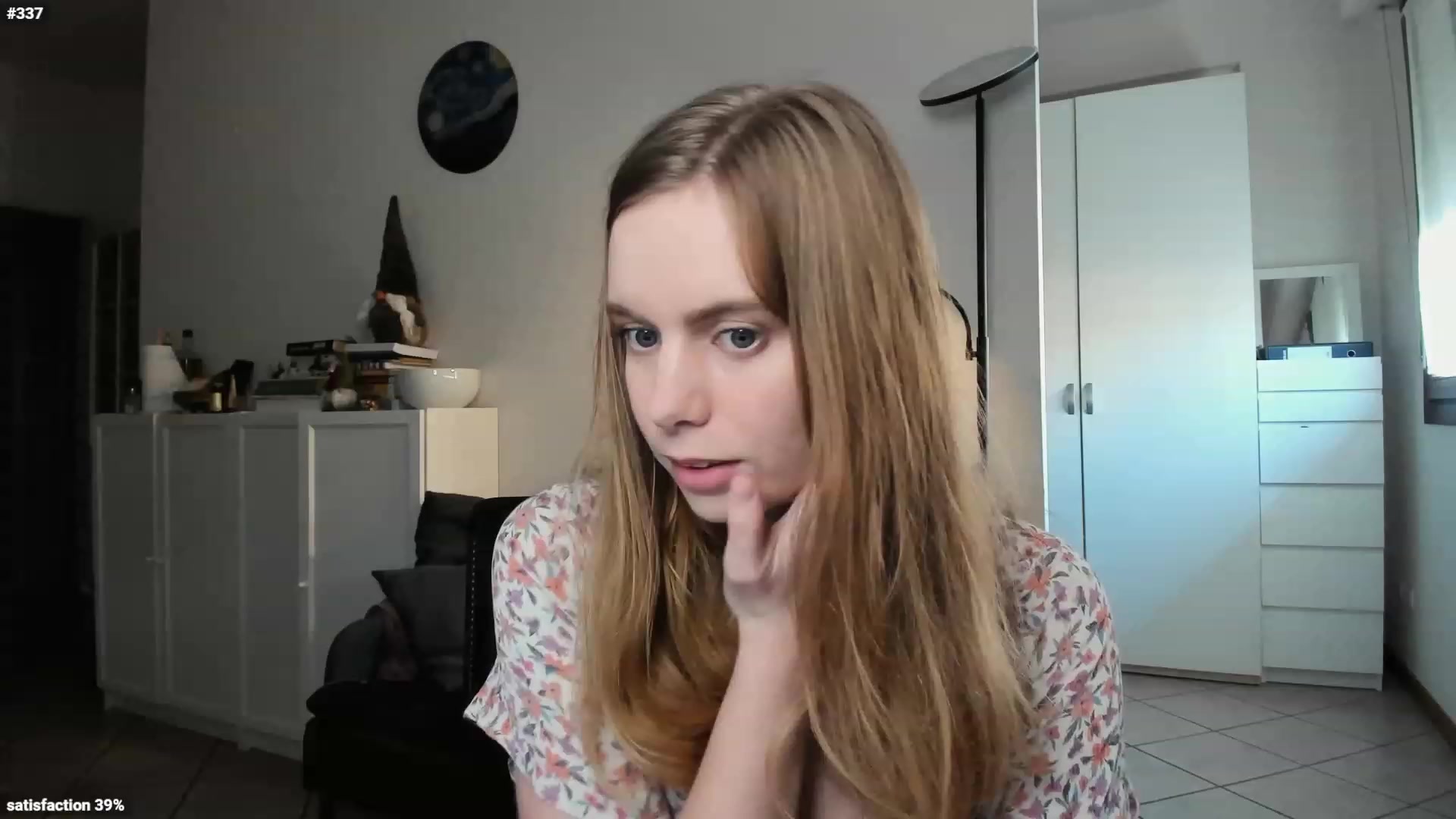 Gallery image thumbnail from Personage's myfreecams stream on, 03/12/2023, 16:16 image 14 of 20