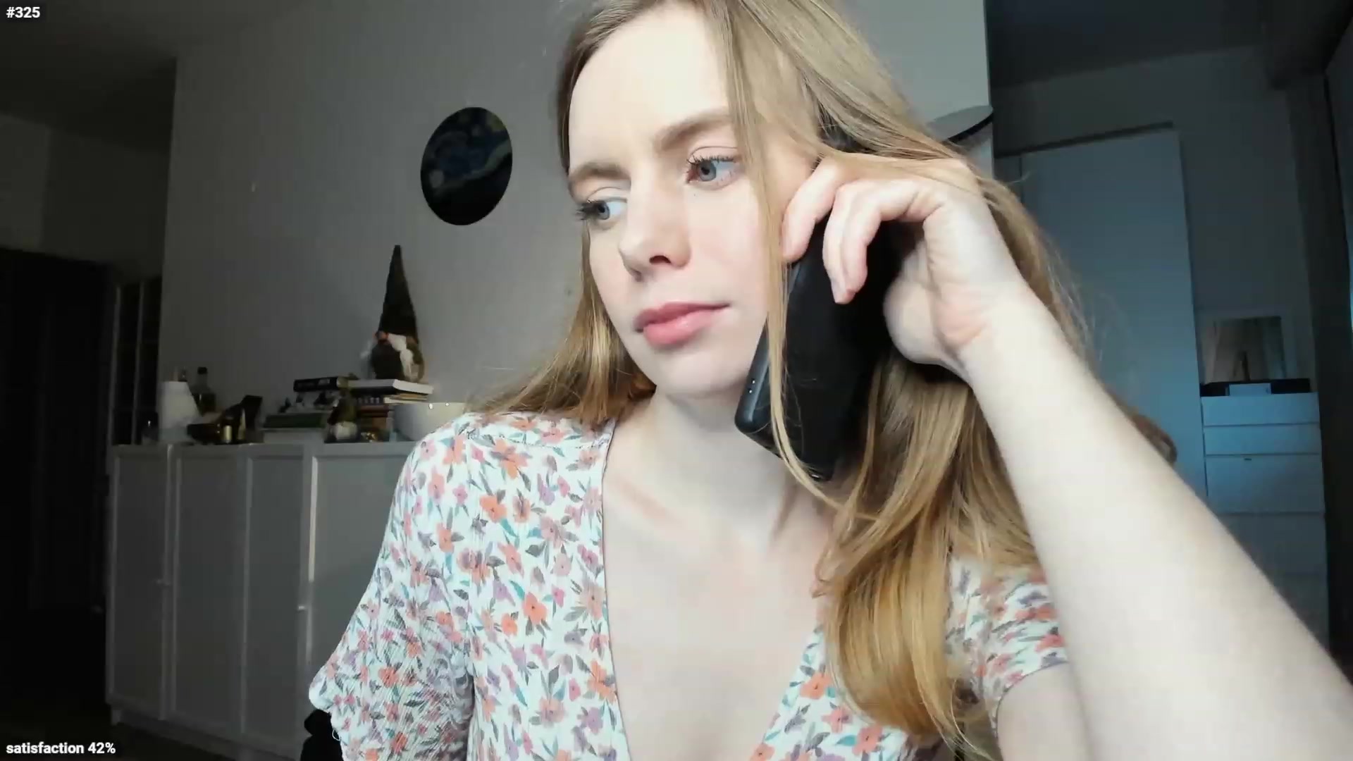 Gallery image thumbnail from Personage's myfreecams stream on, 03/12/2023, 17:45 image 10 of 20