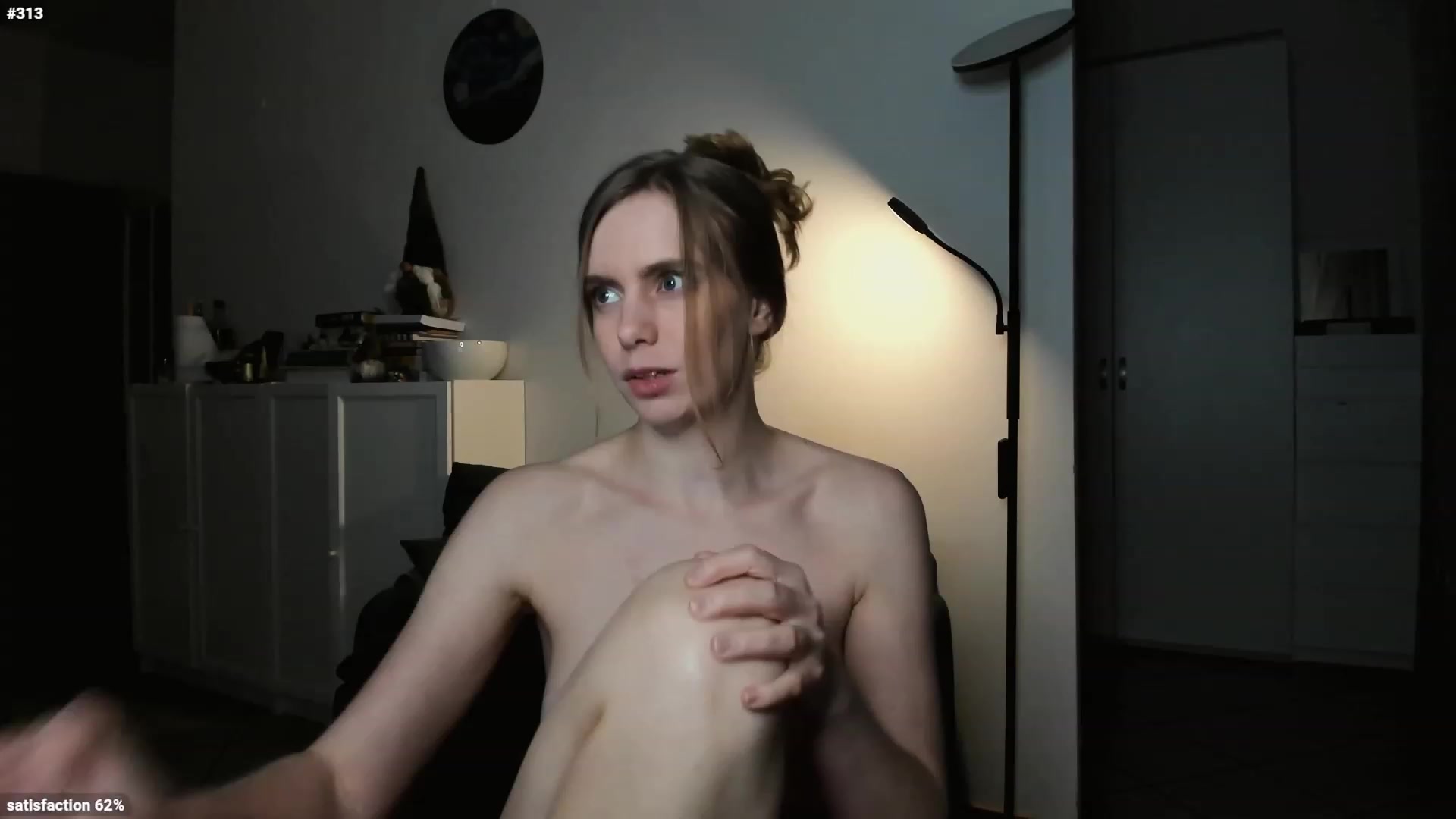 Gallery image thumbnail from Personage's myfreecams stream on, 03/12/2023, 18:46 image 10 of 20