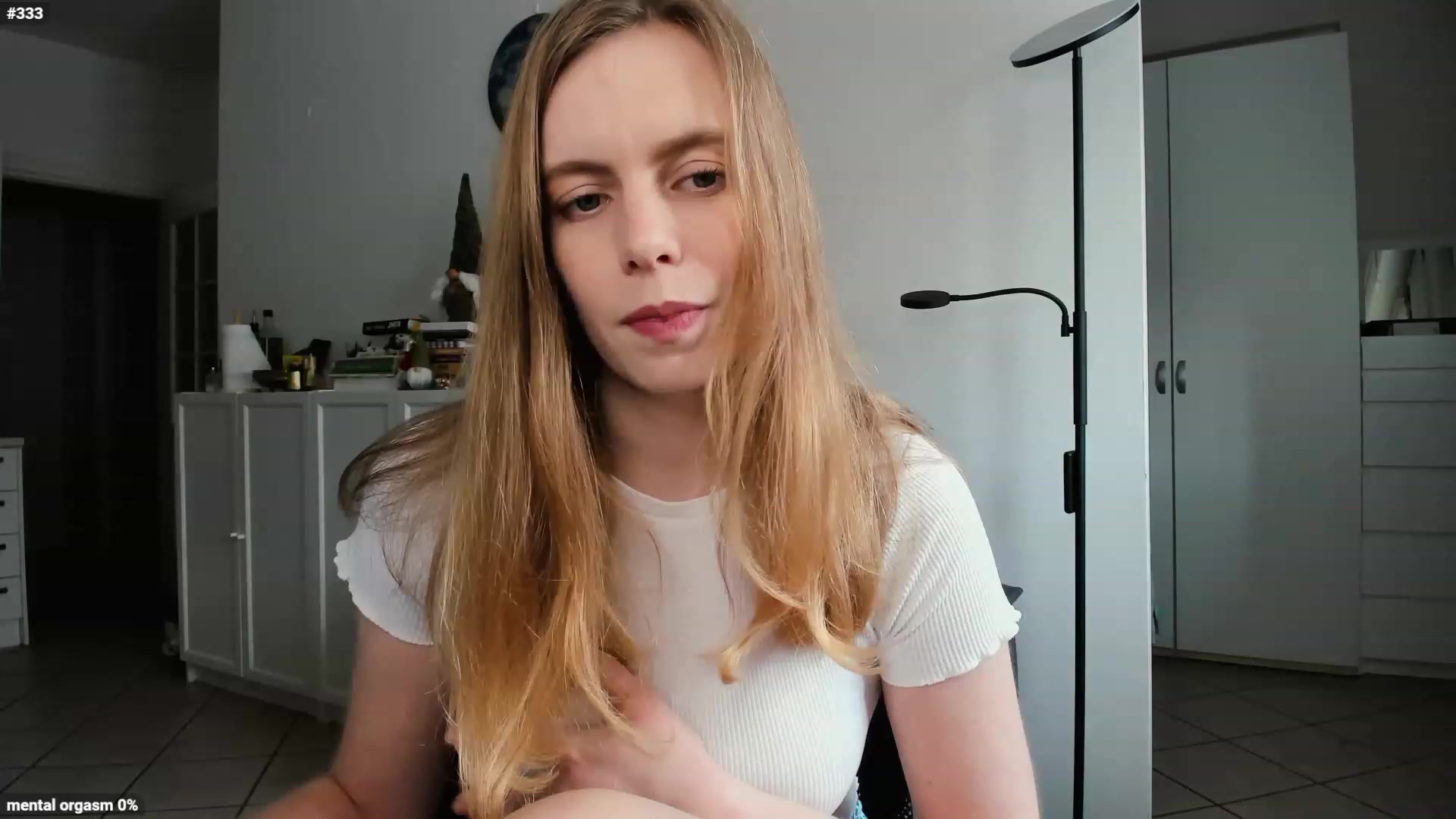 Gallery image thumbnail from Personage's myfreecams stream on, 03/13/2023, 14:03 image 15 of 20