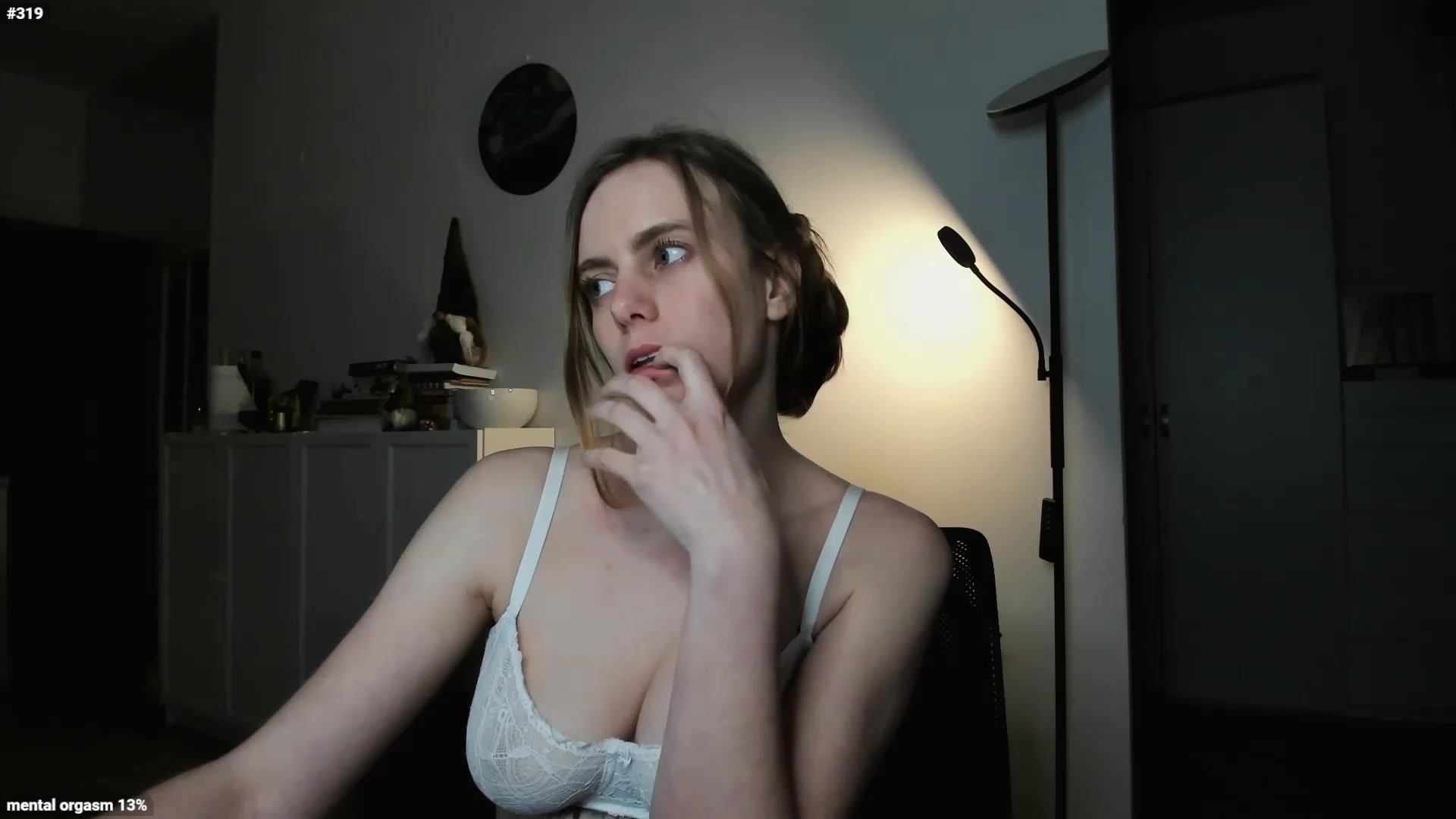 Gallery image thumbnail from Personage's myfreecams stream on, 03/13/2023, 16:48 image 18 of 20