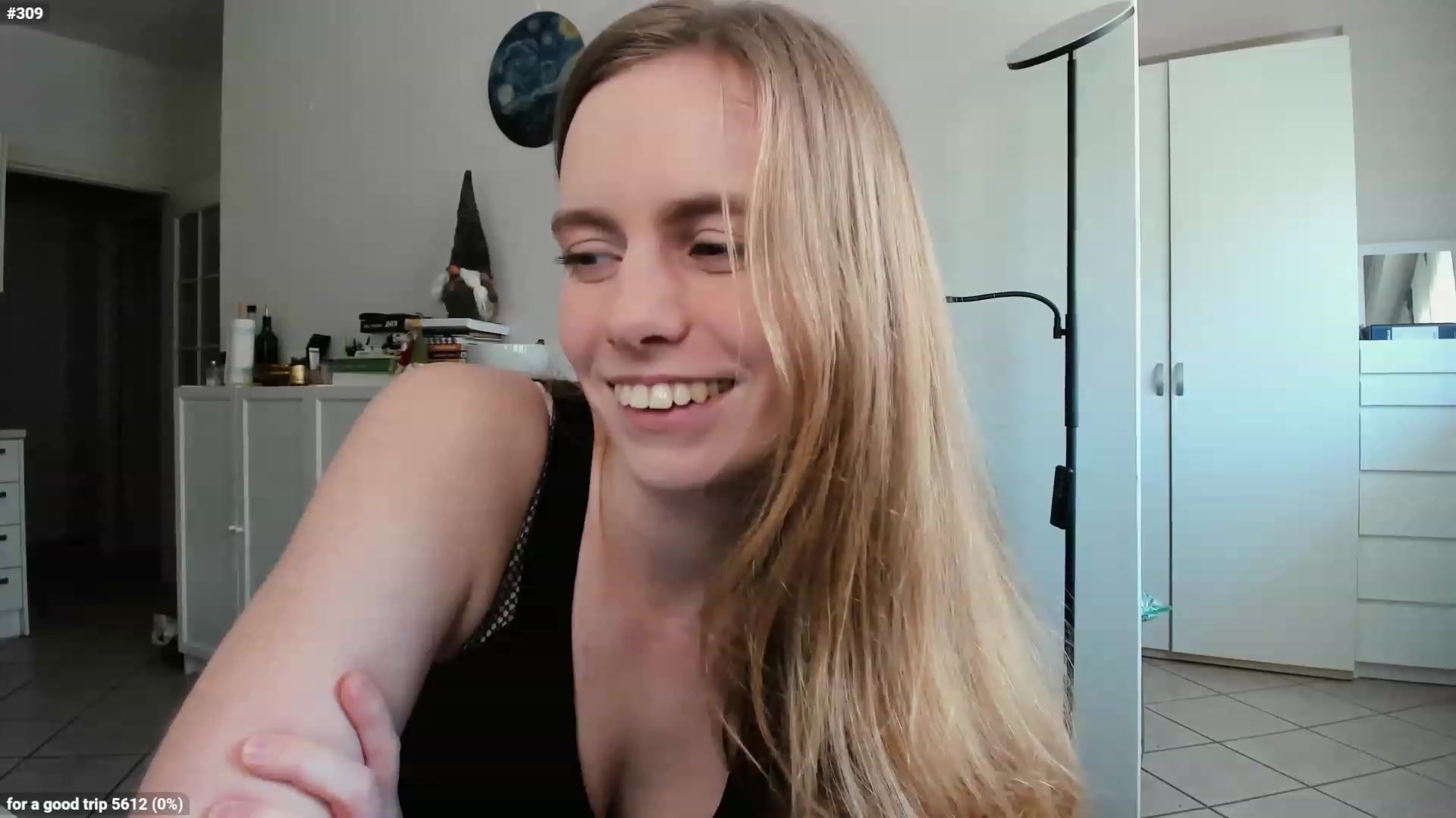 Gallery image thumbnail from Personage's myfreecams stream on, 03/15/2023, 15:14 image 7 of 20