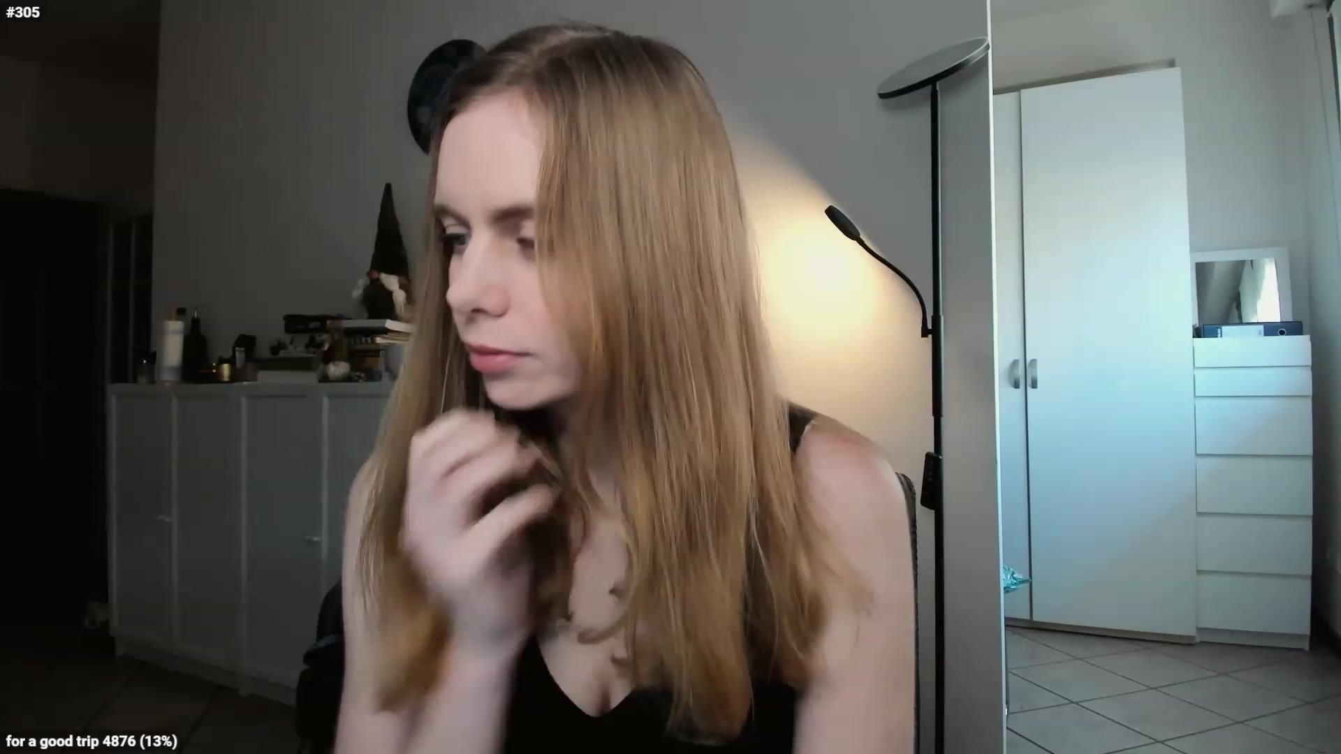 Gallery image thumbnail from Personage's myfreecams stream on, 03/15/2023, 16:03 image 17 of 20