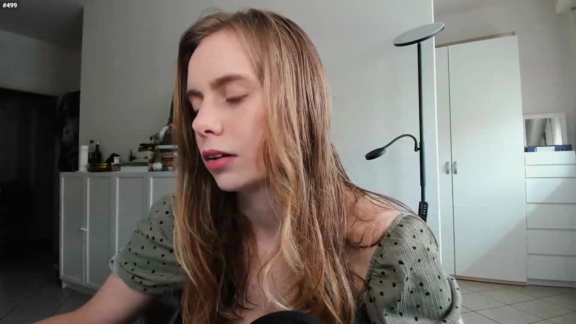 Gallery image thumbnail from Personage's myfreecams stream on, 03/20/2023, 14:17 image 6 of 20