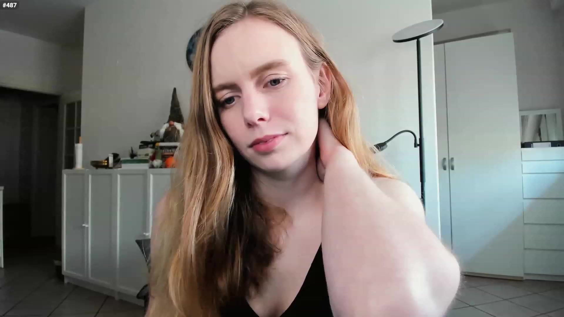 Gallery image thumbnail from Personage's myfreecams stream on, 03/21/2023, 15:28 image 5 of 20