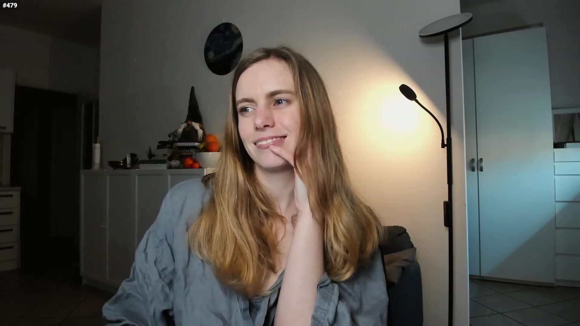 Gallery image thumbnail from Personage's myfreecams stream on, 03/21/2023, 16:21 image 3 of 20