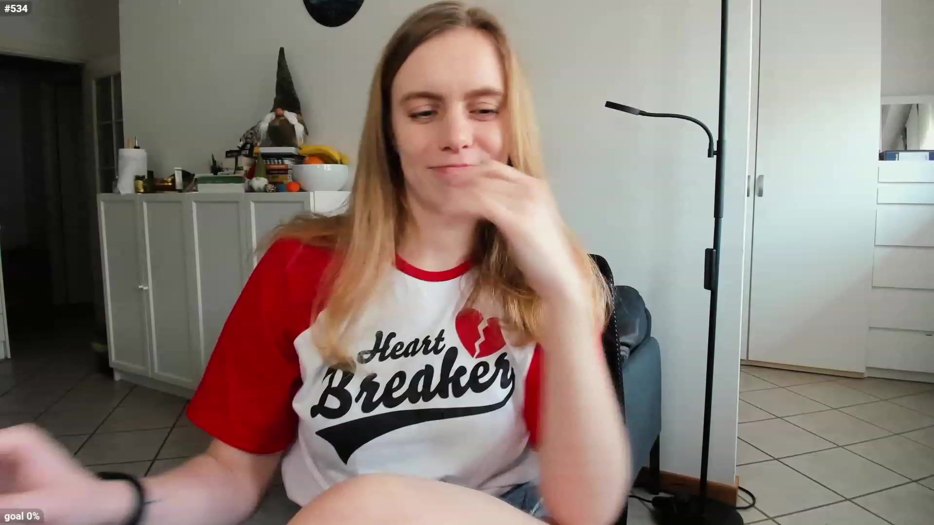 Gallery image thumbnail from Personage's myfreecams stream on, 03/23/2023, 14:35 image 19 of 20