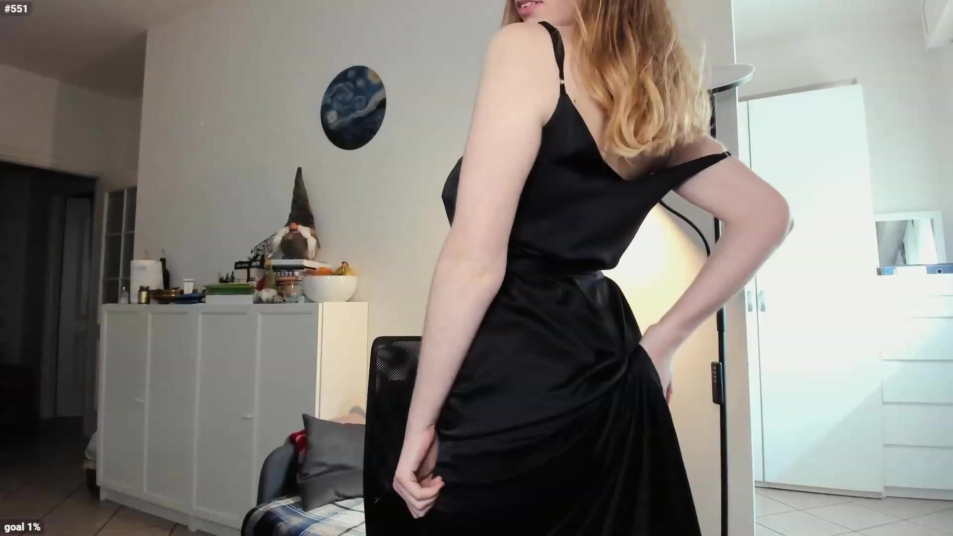 Gallery image thumbnail from Personage's myfreecams stream on, 03/24/2023, 15:15 image 10 of 20