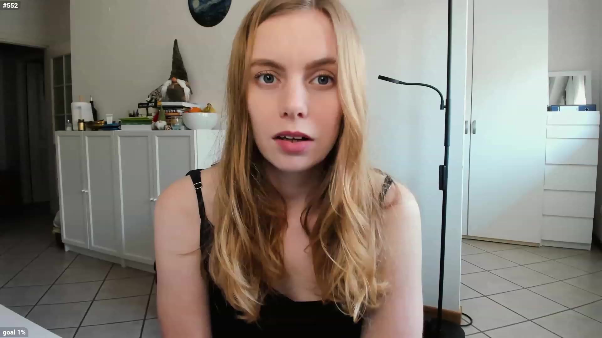 Gallery image thumbnail from Personage's myfreecams stream on, 03/24/2023, 15:15 image 6 of 20
