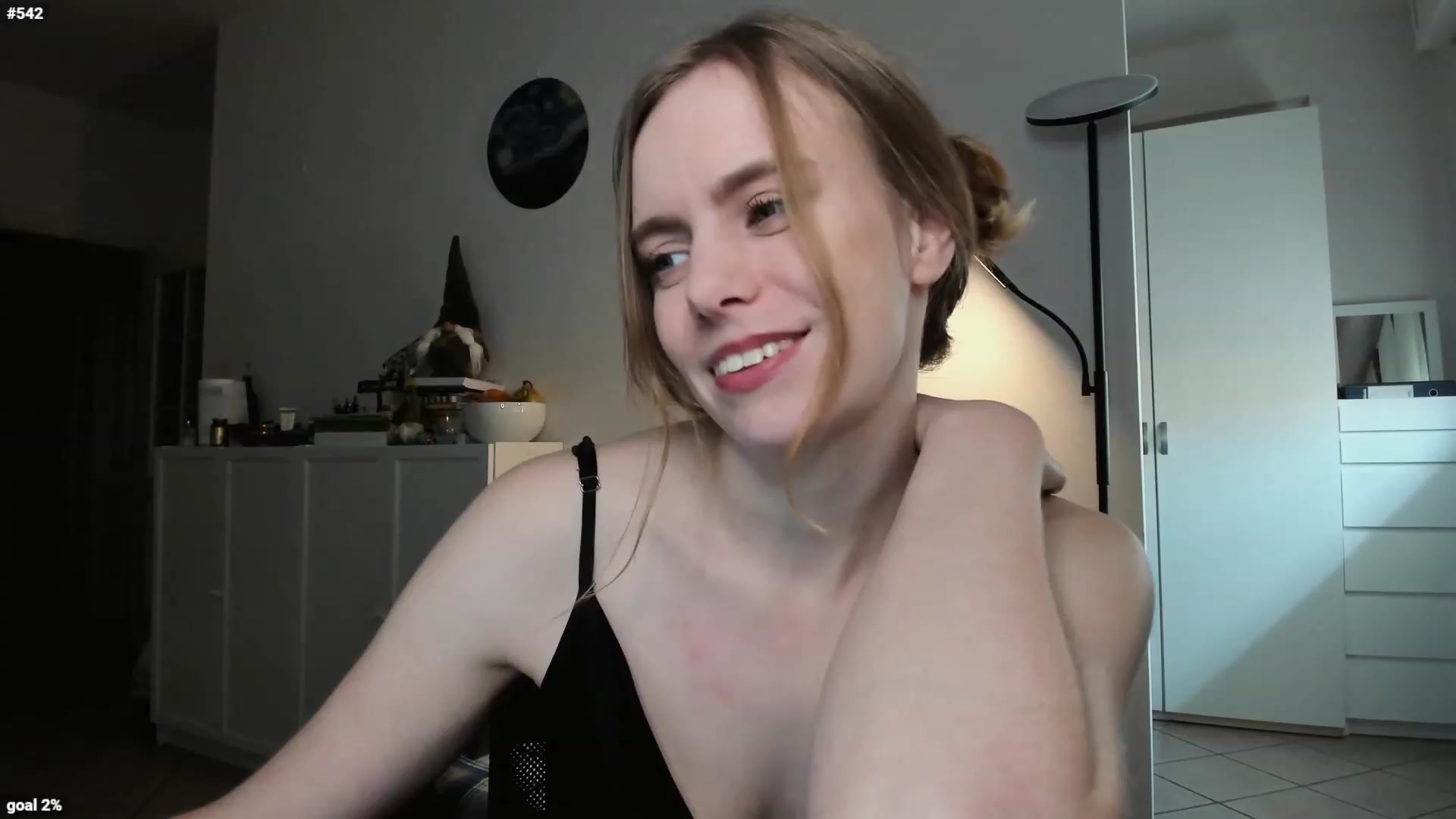 Gallery image thumbnail from Personage's myfreecams stream on, 03/24/2023, 15:15 image 15 of 20