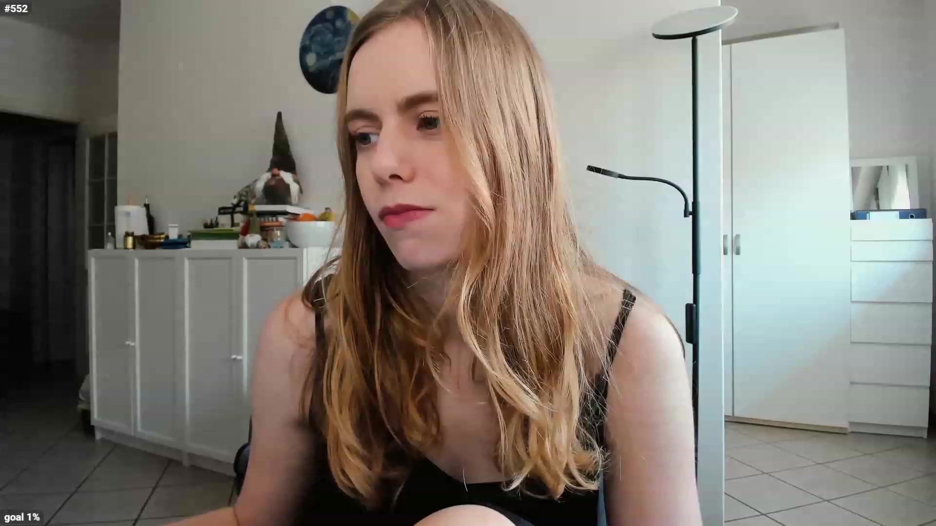 Gallery image thumbnail from Personage's myfreecams stream on, 03/24/2023, 15:15 image 4 of 20