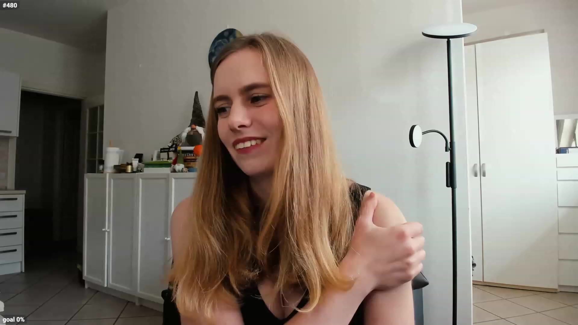 Gallery image thumbnail from Personage's myfreecams stream on, 03/29/2023, 11:58 image 19 of 20