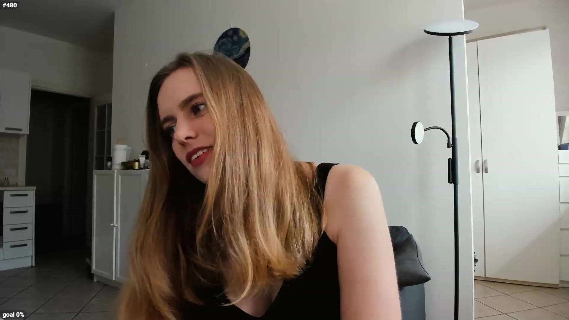 Gallery image thumbnail from Personage's myfreecams stream on, 03/29/2023, 11:58 image 4 of 20