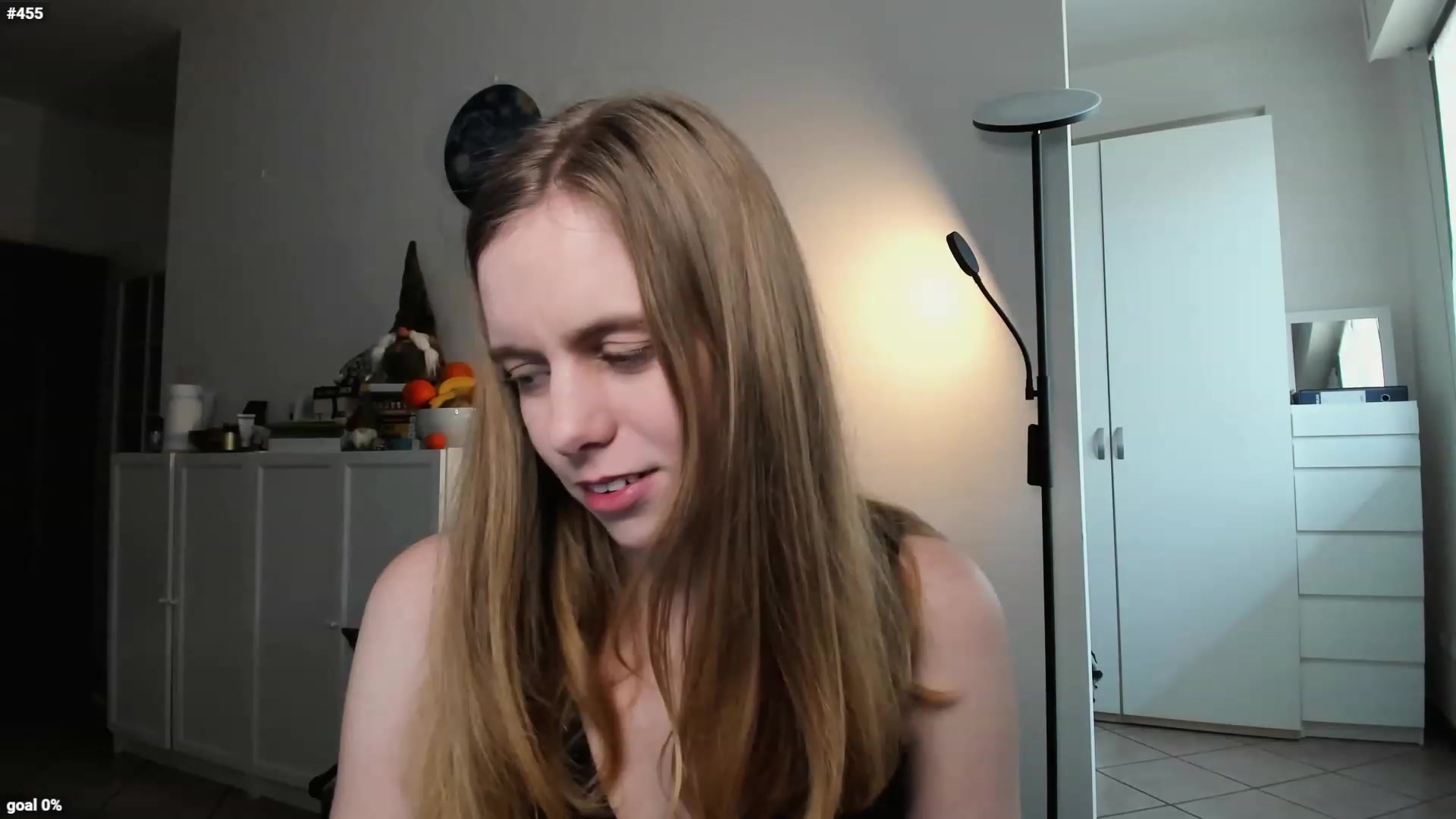 Gallery image thumbnail from Personage's myfreecams stream on, 03/29/2023, 13:48 image 11 of 20