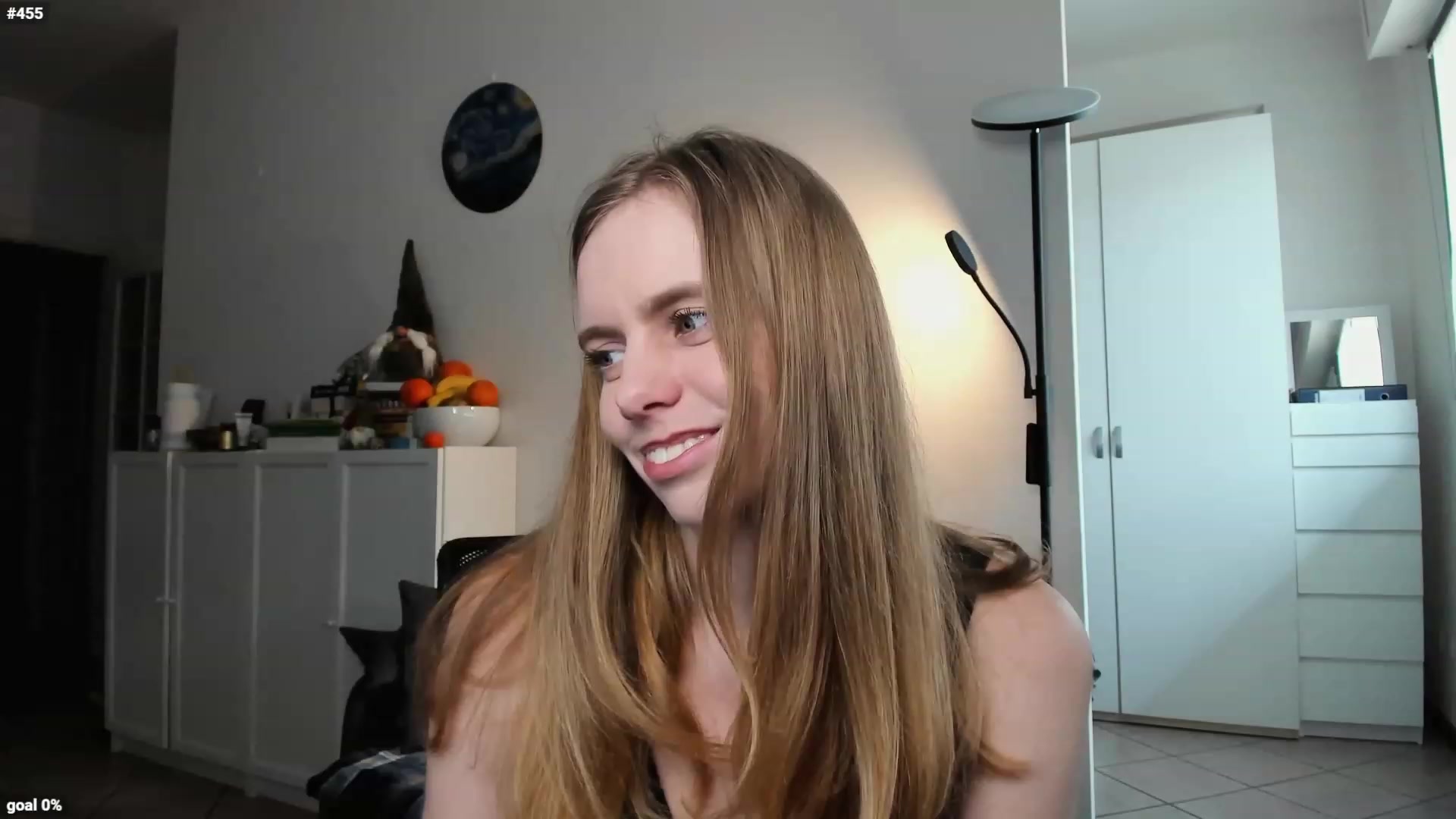 Gallery image thumbnail from Personage's myfreecams stream on, 03/29/2023, 13:48 image 10 of 20