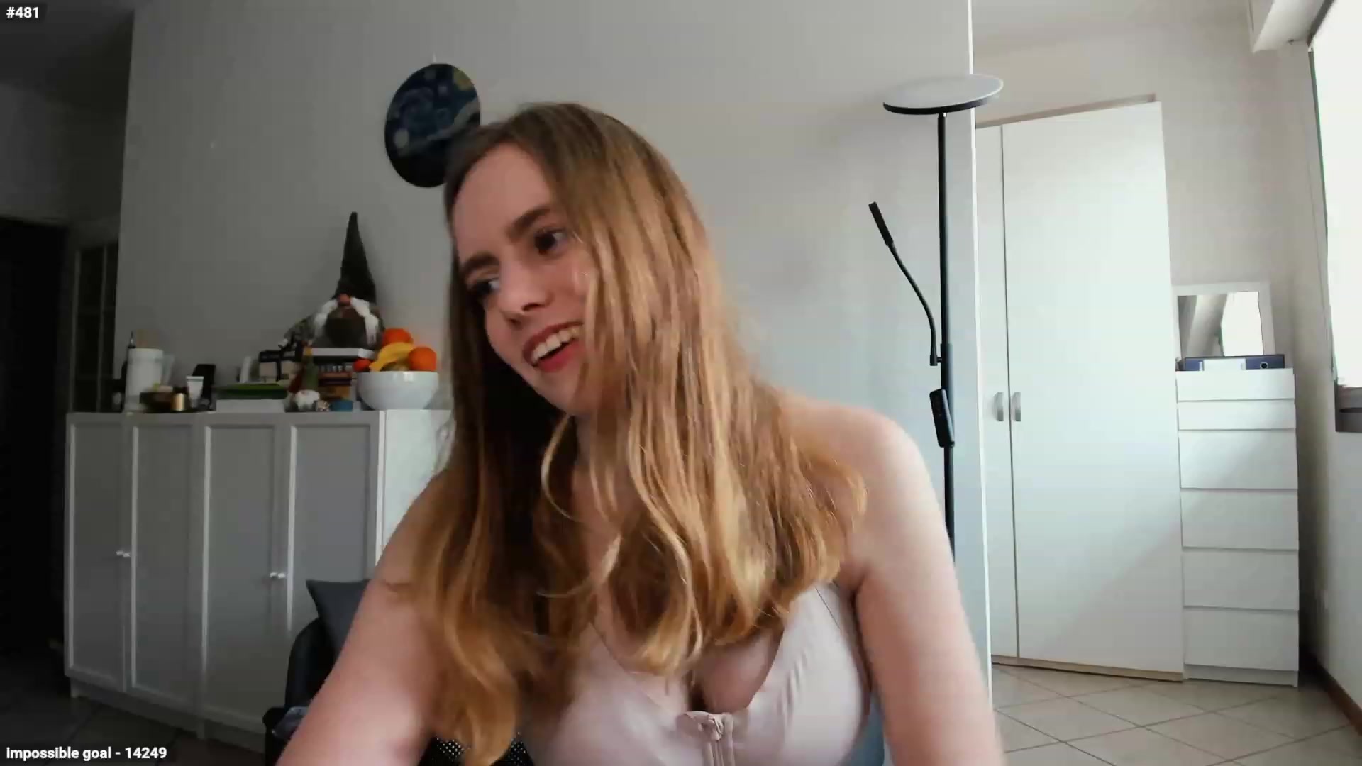 Gallery image thumbnail from Personage's myfreecams stream on, 03/30/2023, 14:28 image 1 of 20