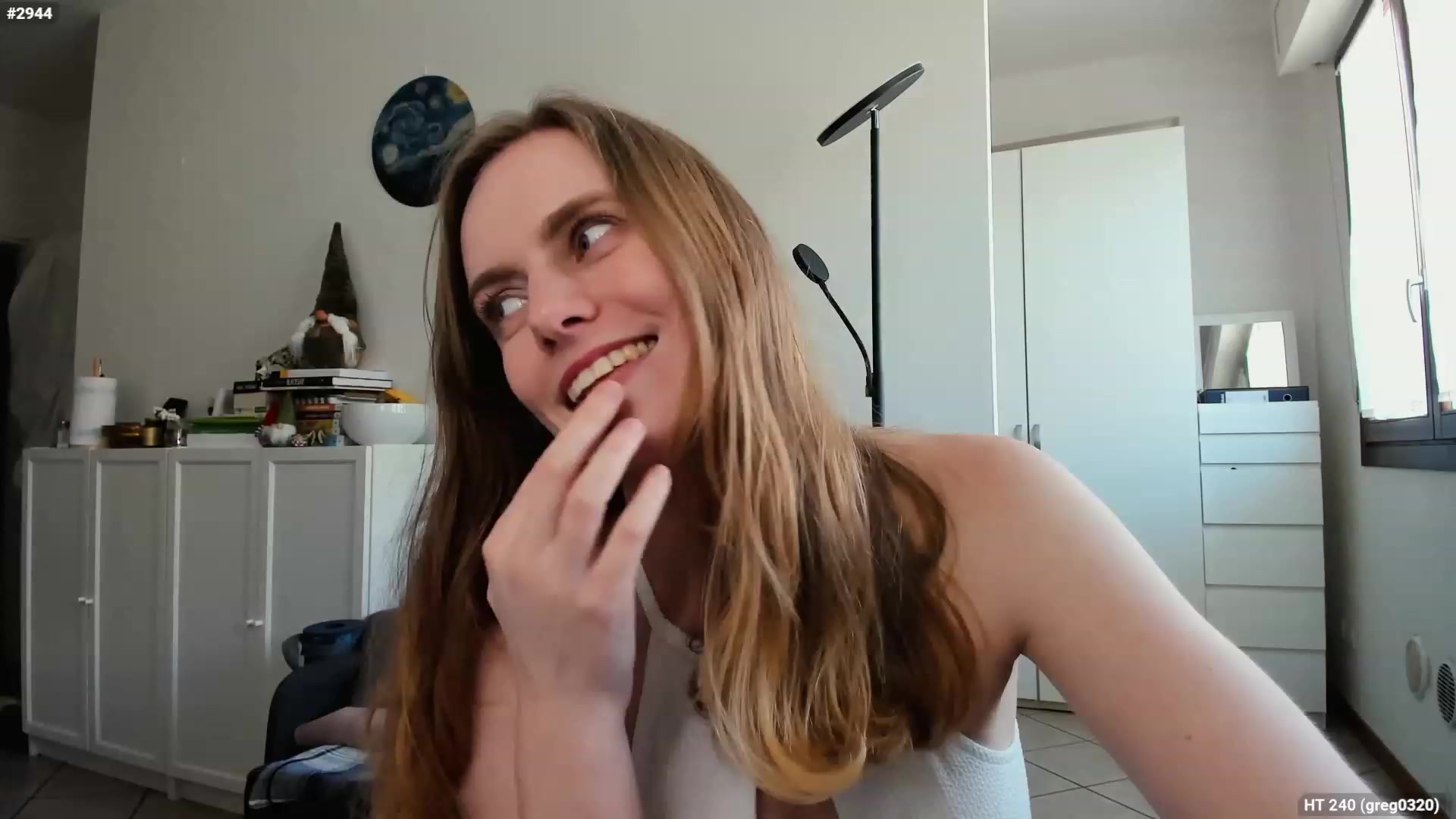 Gallery image thumbnail from Personage's myfreecams stream on, 04/03/2023, 14:29 image 17 of 20