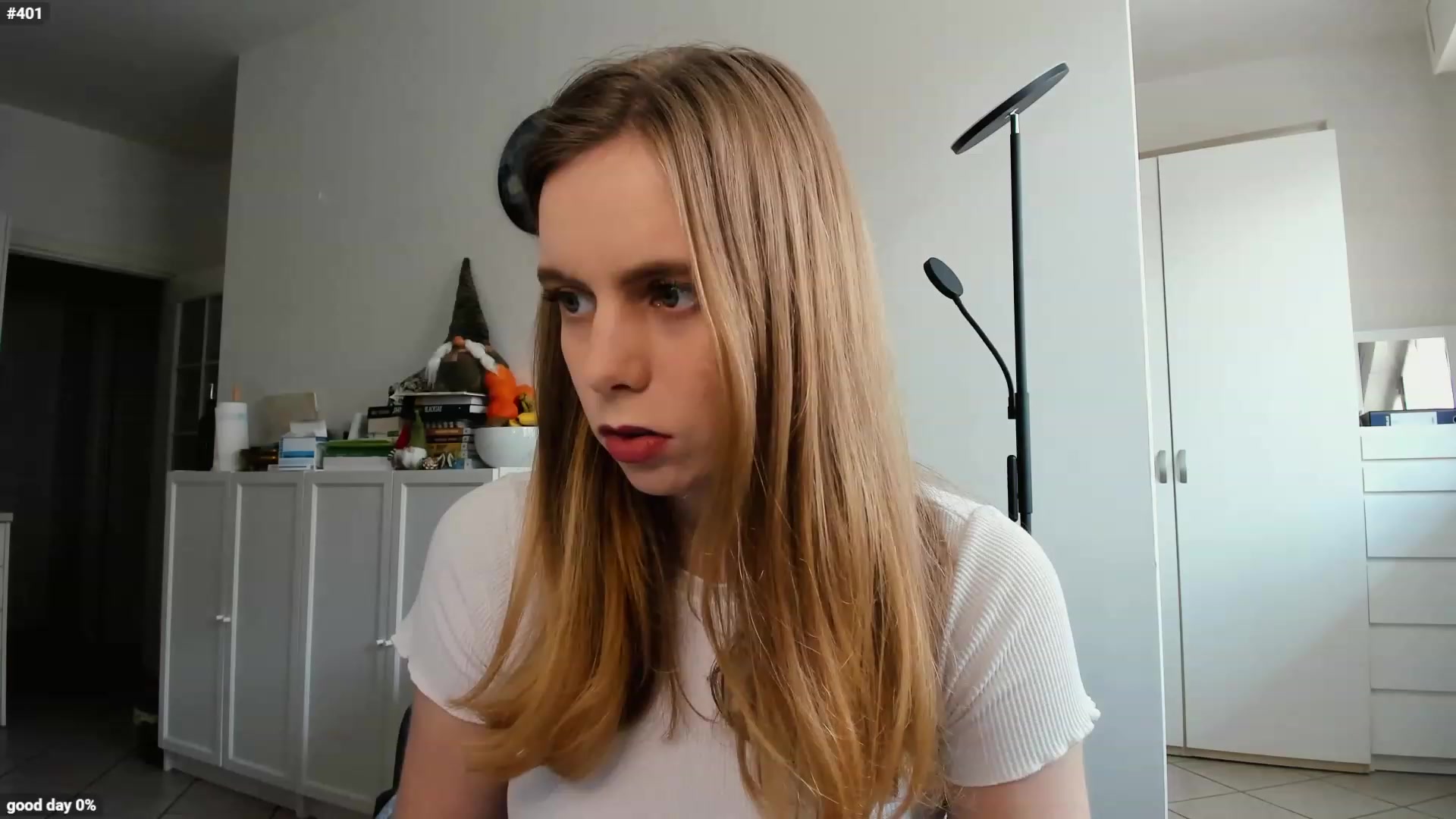 Gallery image thumbnail from Personage's myfreecams stream on, 04/08/2023, 13:43 image 1 of 20