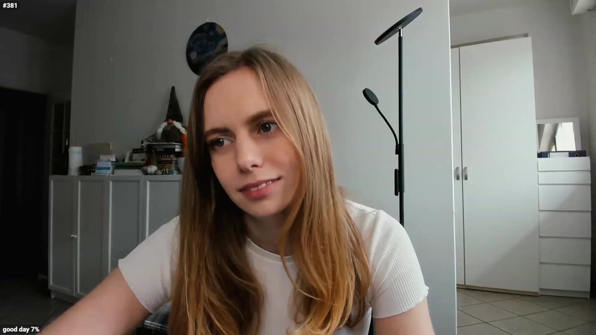 Gallery image thumbnail from Personage's myfreecams stream on, 04/08/2023, 15:16 image 9 of 20