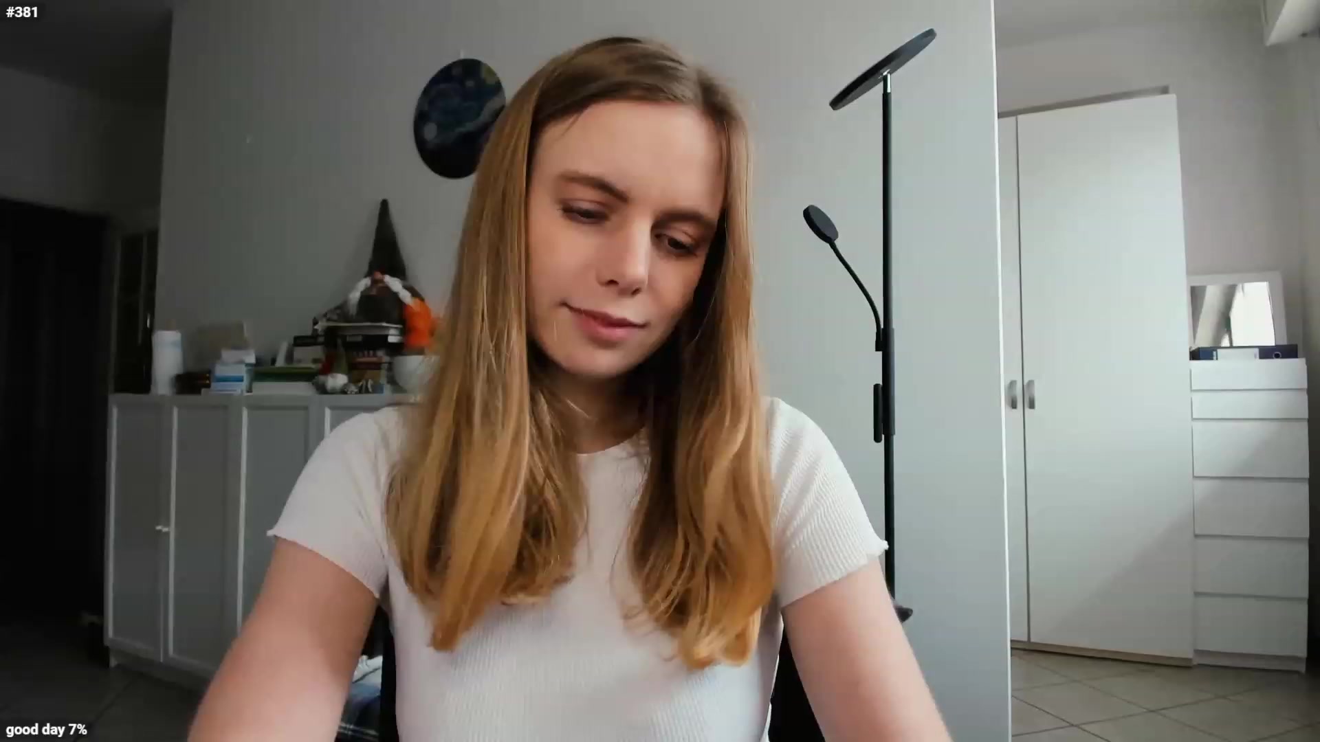 Gallery image thumbnail from Personage's myfreecams stream on, 04/08/2023, 15:16 image 10 of 20