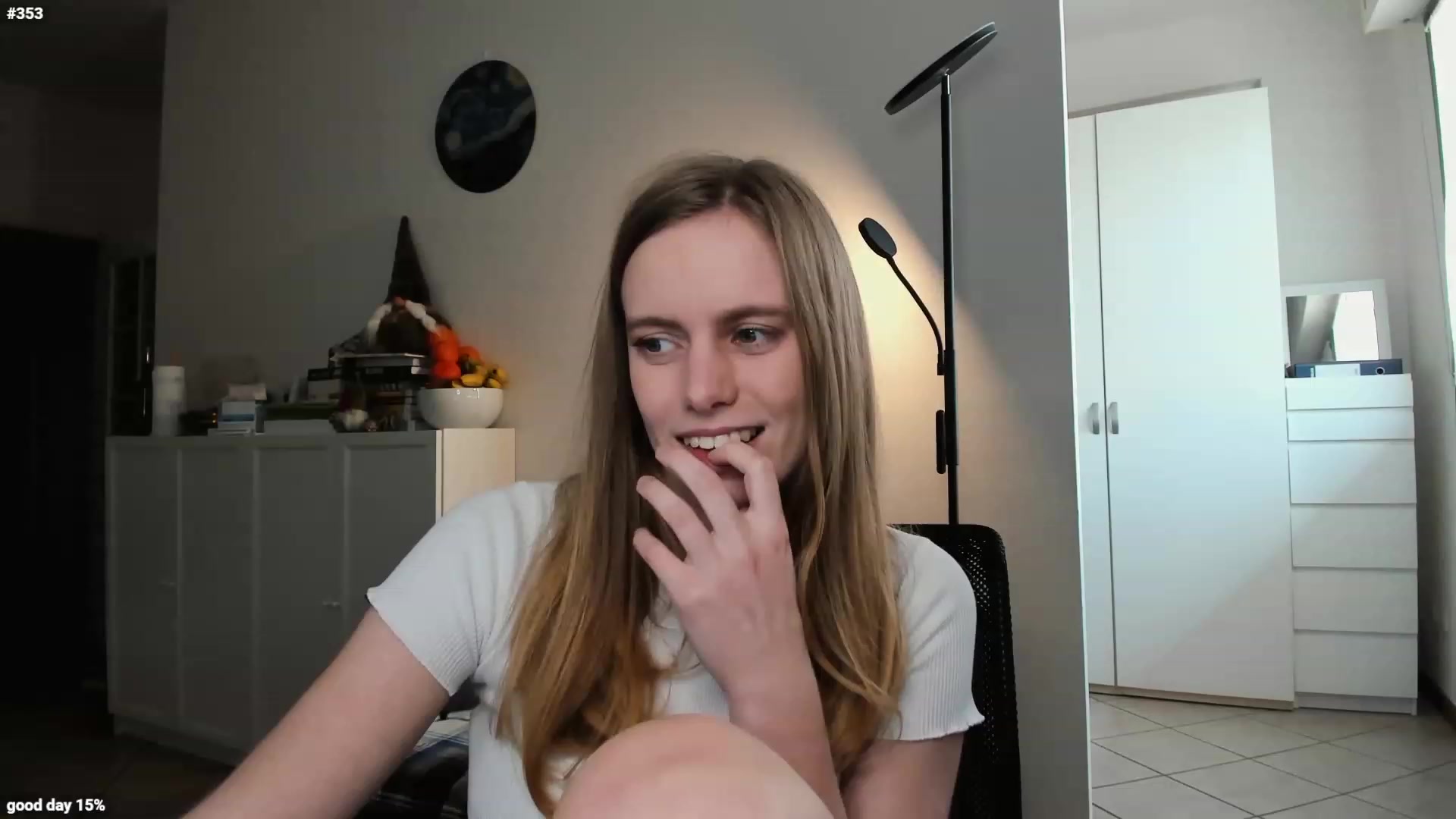 Gallery image thumbnail from Personage's myfreecams stream on, 04/08/2023, 17:20 image 2 of 20
