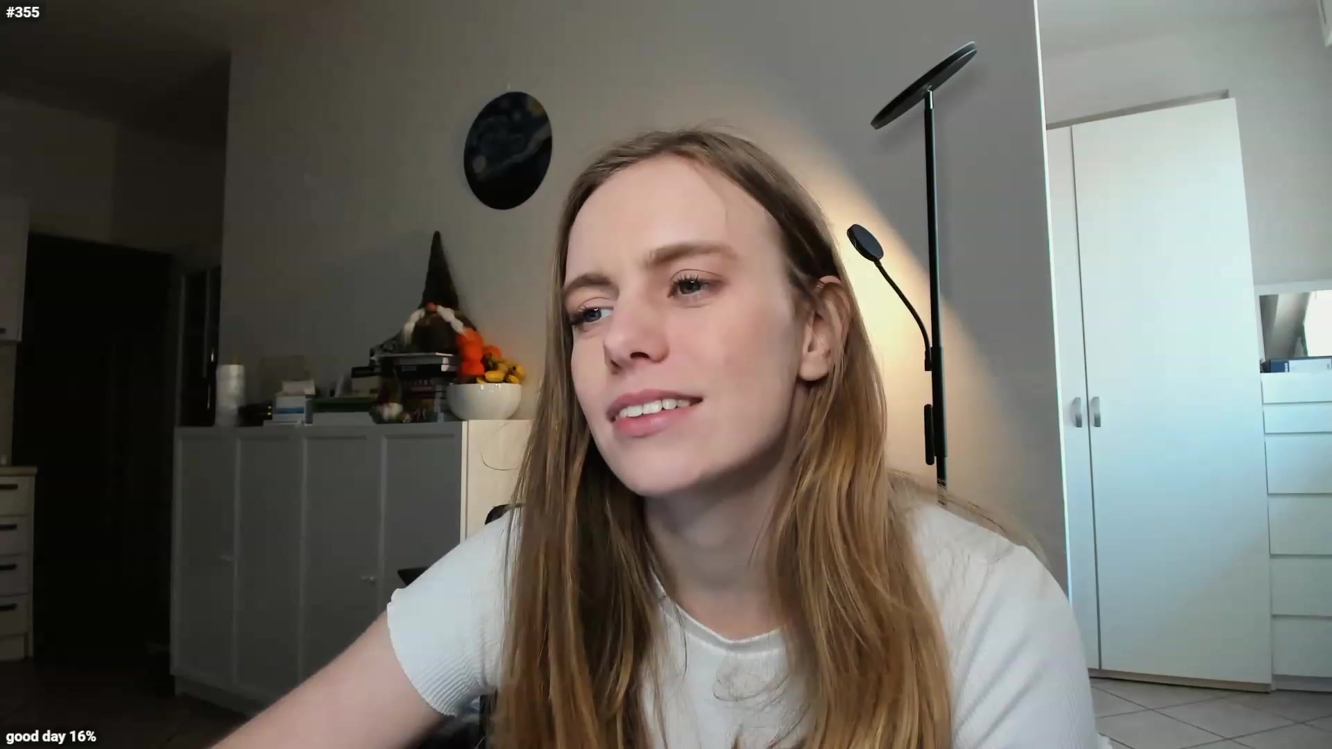 Gallery image thumbnail from Personage's myfreecams stream on, 04/08/2023, 17:20 image 10 of 20