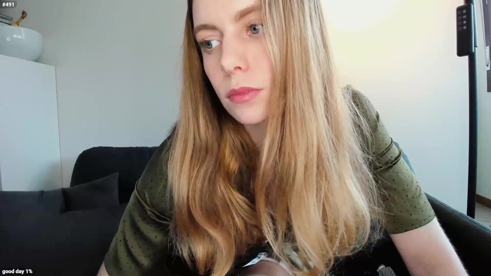Gallery image thumbnail from Personage's myfreecams stream on, 04/12/2023, 14:53 image 7 of 20