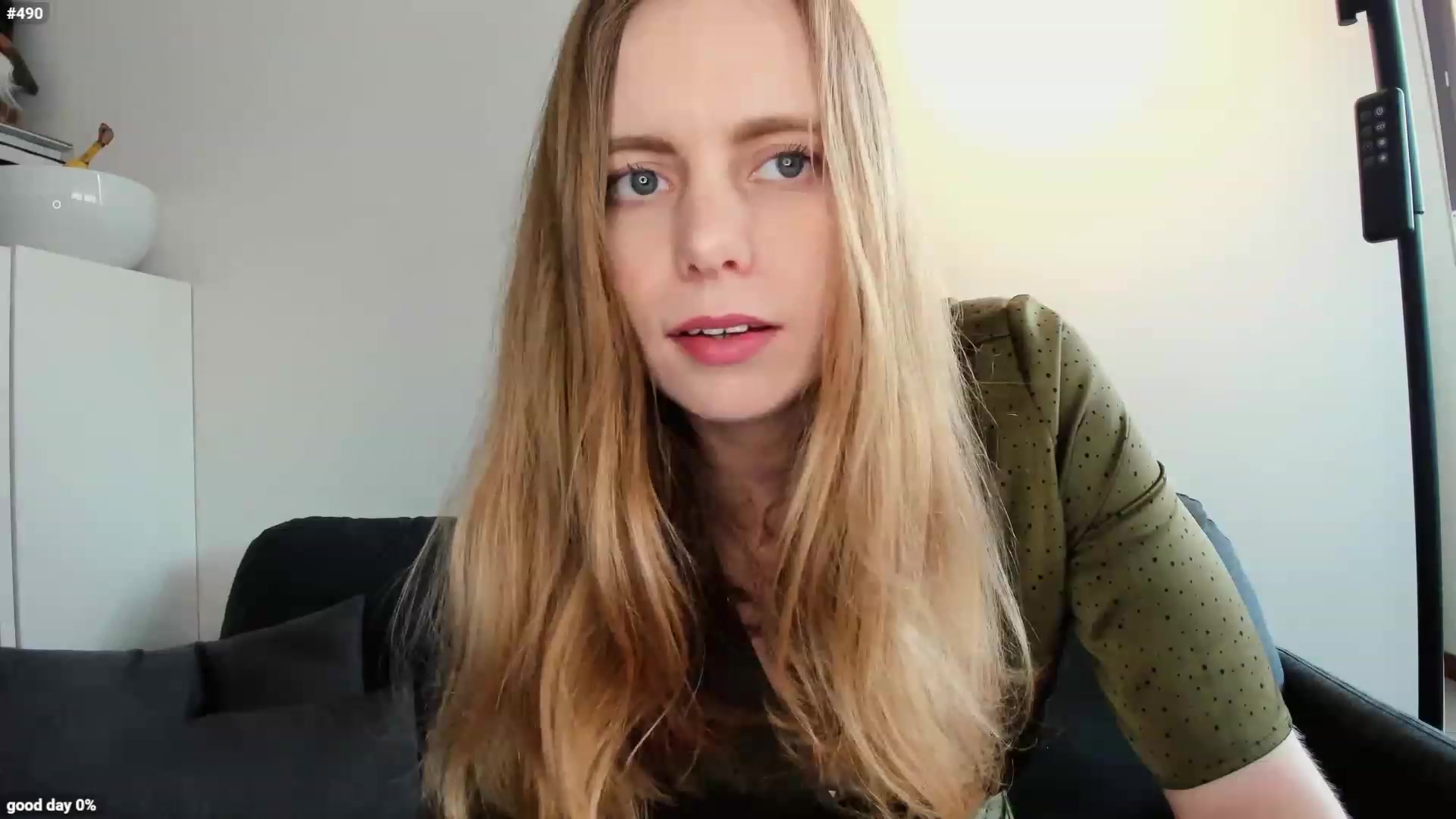 Gallery image thumbnail from Personage's myfreecams stream on, 04/12/2023, 14:53 image 5 of 20