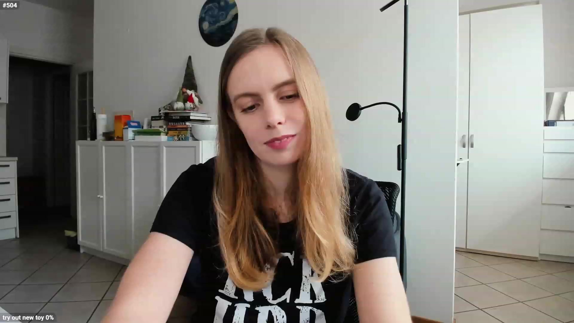 Gallery image thumbnail from Personage's myfreecams stream on, 04/13/2023, 12:33 image 4 of 20