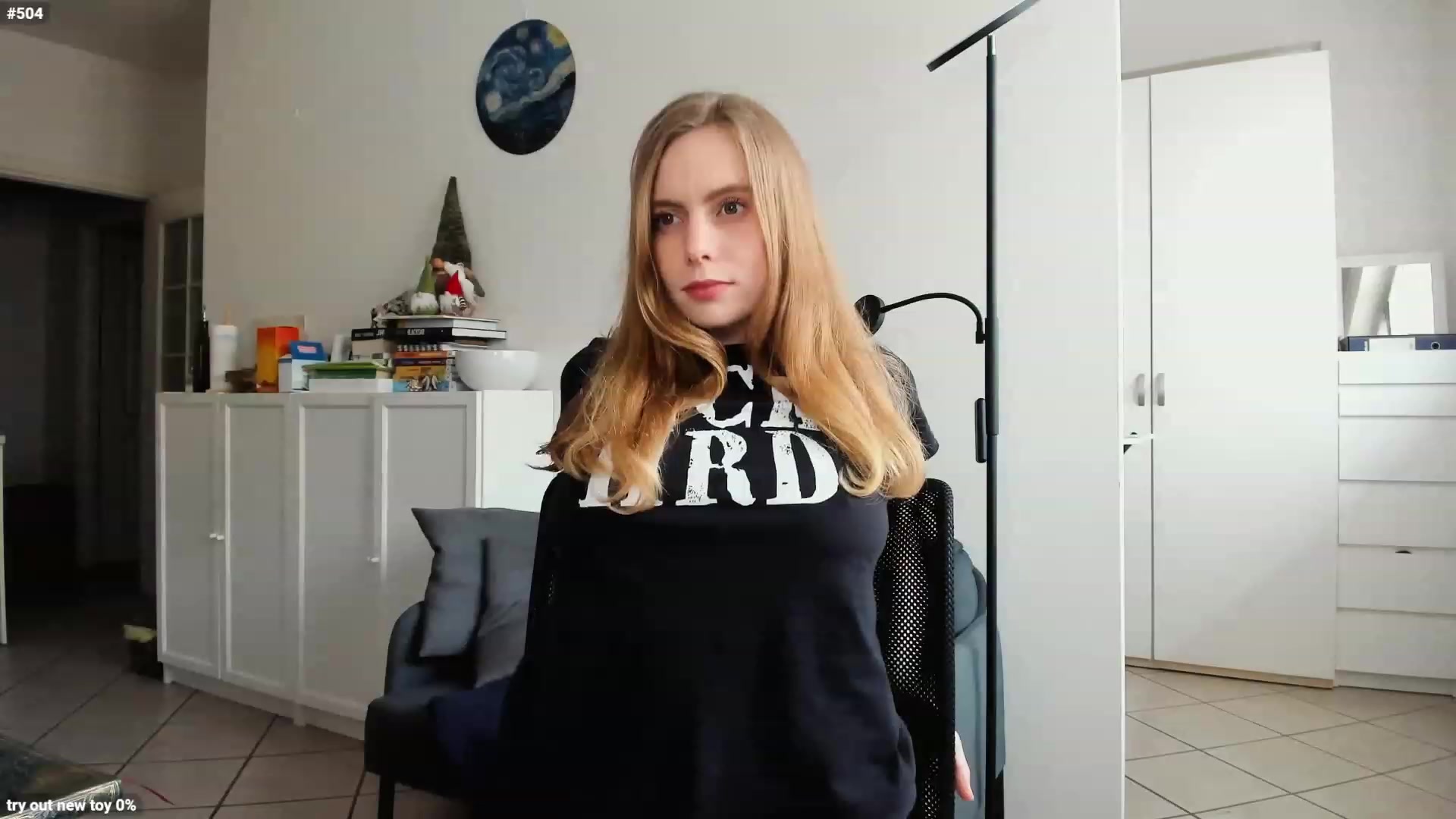 Gallery image thumbnail from Personage's myfreecams stream on, 04/13/2023, 12:33 image 10 of 20
