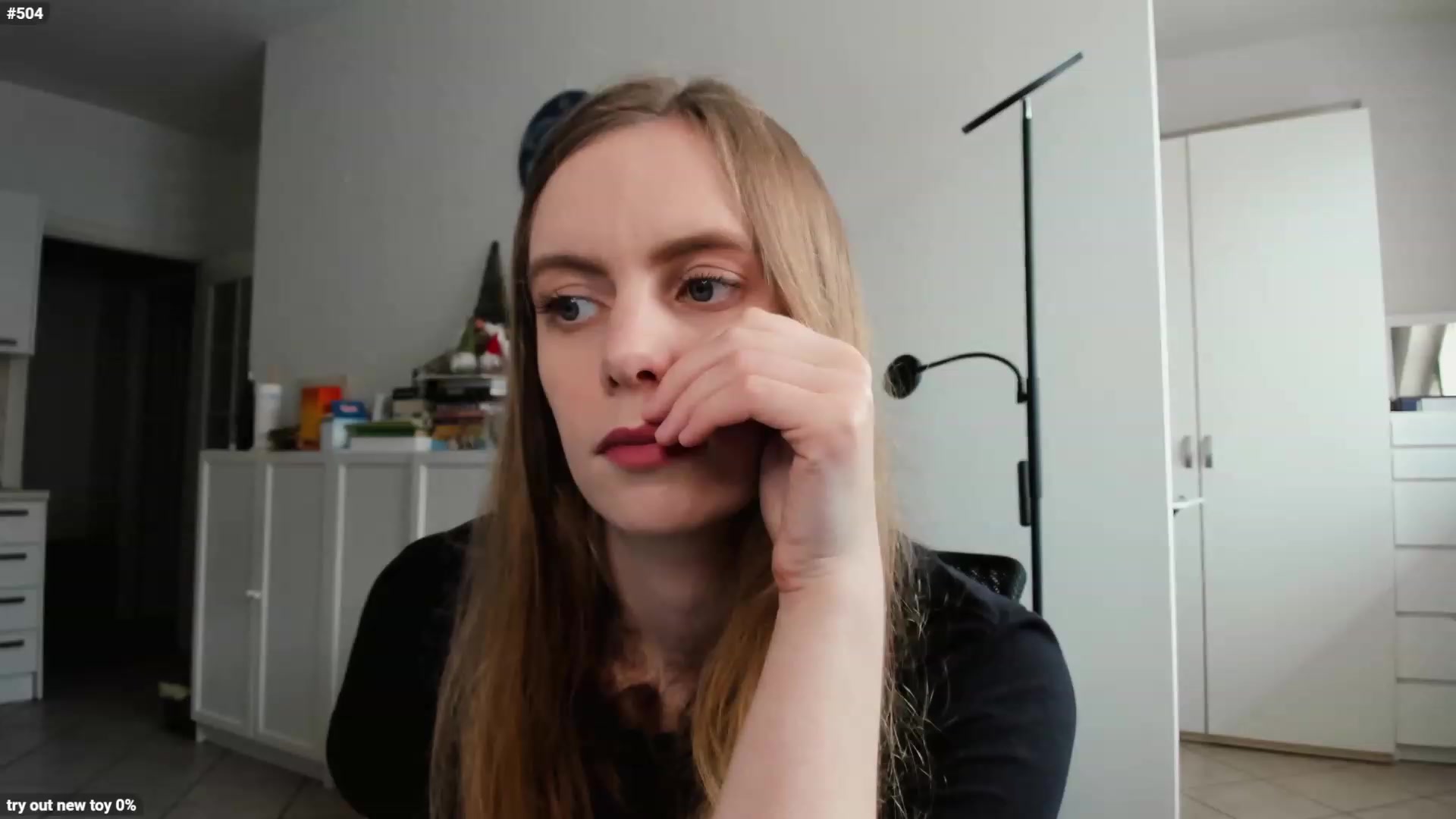 Gallery image thumbnail from Personage's myfreecams stream on, 04/13/2023, 12:33 image 2 of 20
