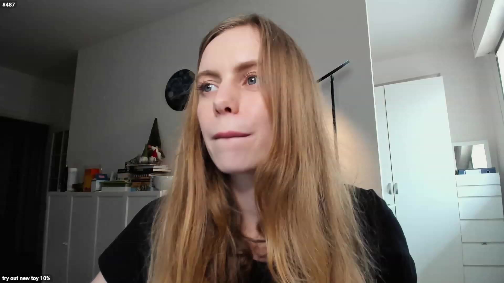 Gallery image thumbnail from Personage's myfreecams stream on, 04/13/2023, 14:24 image 5 of 20